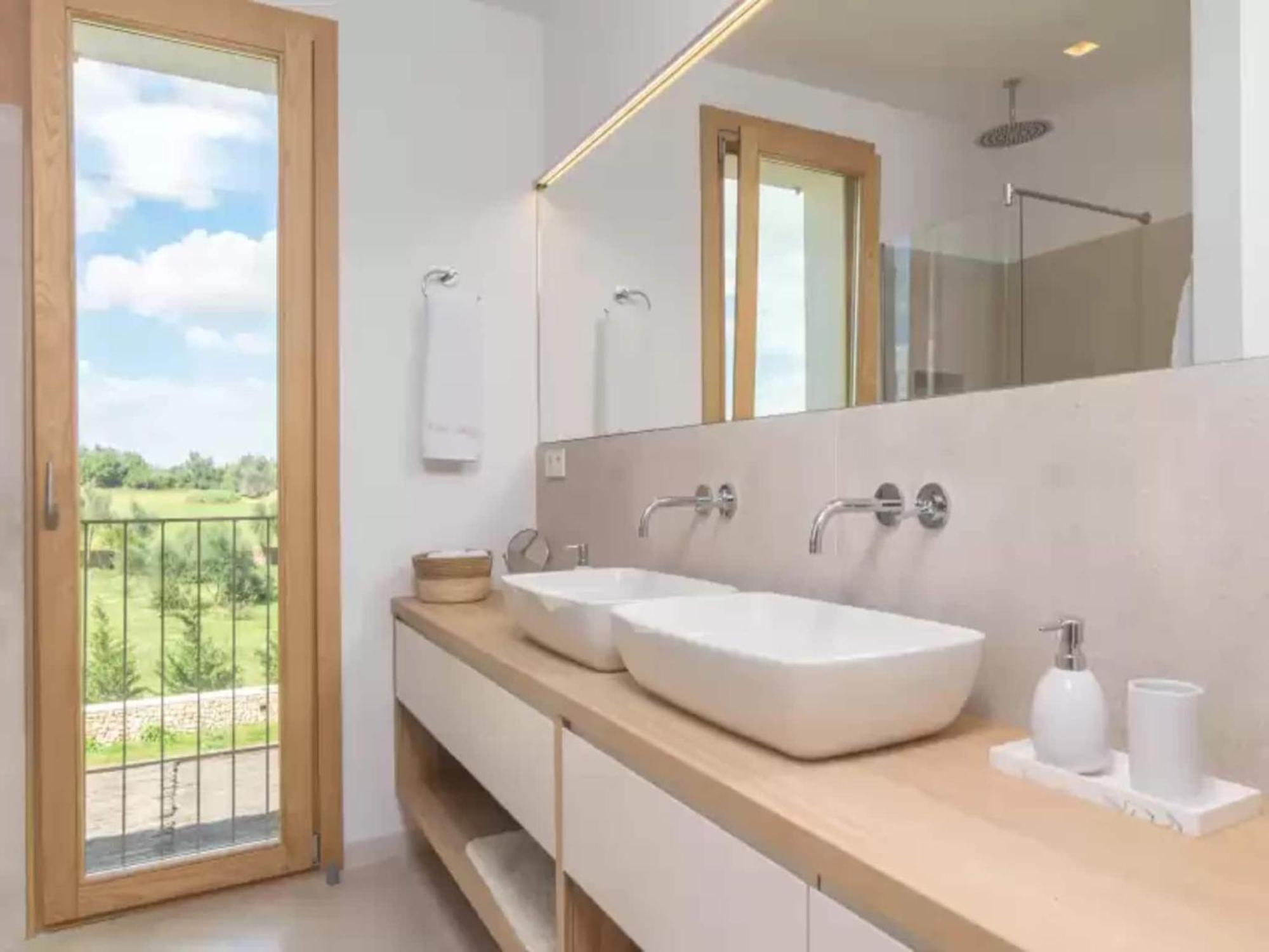 With Pool Nearby *