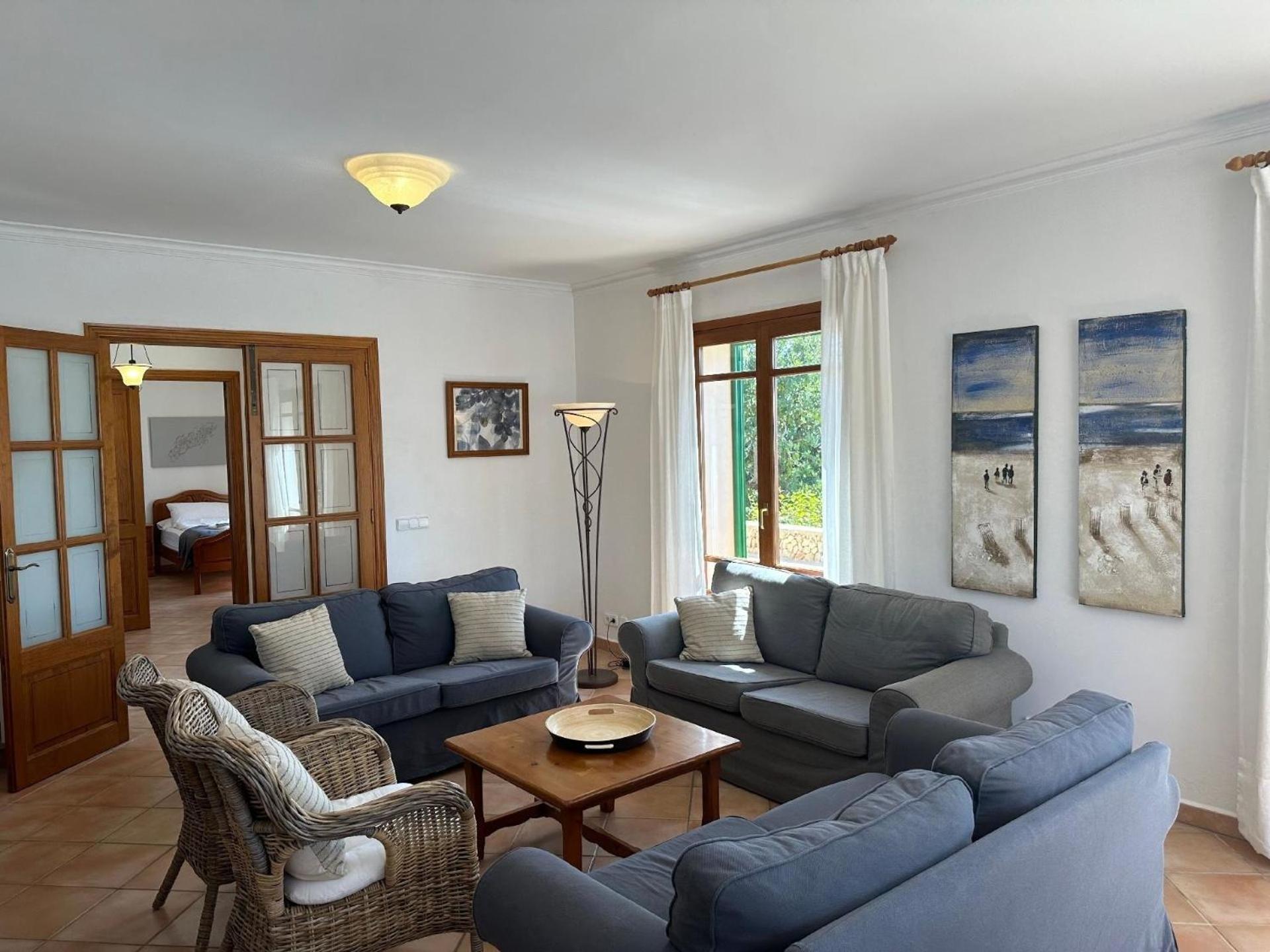 Сasa de vacaciones Mit Meerblick Und Pool Bei *