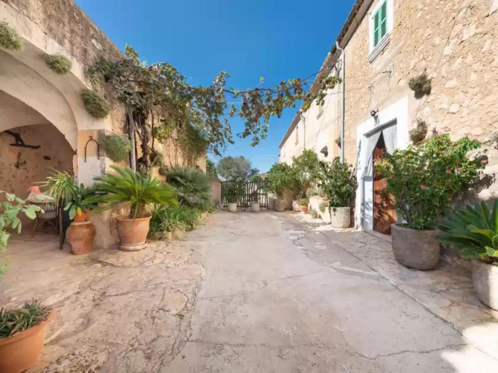 With Private Pool In Felanitx Villa