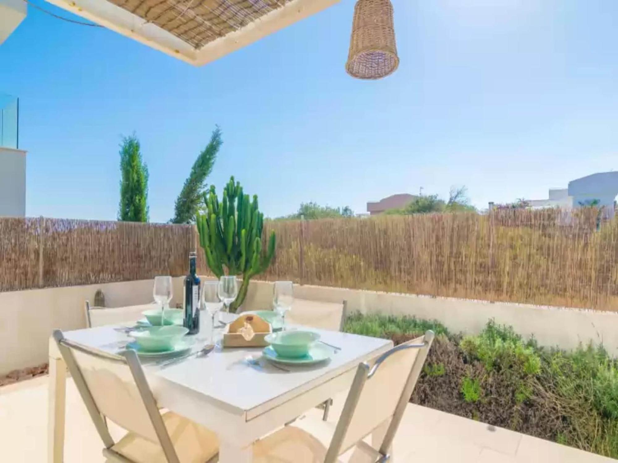 Villa Coastal With Modern Space *