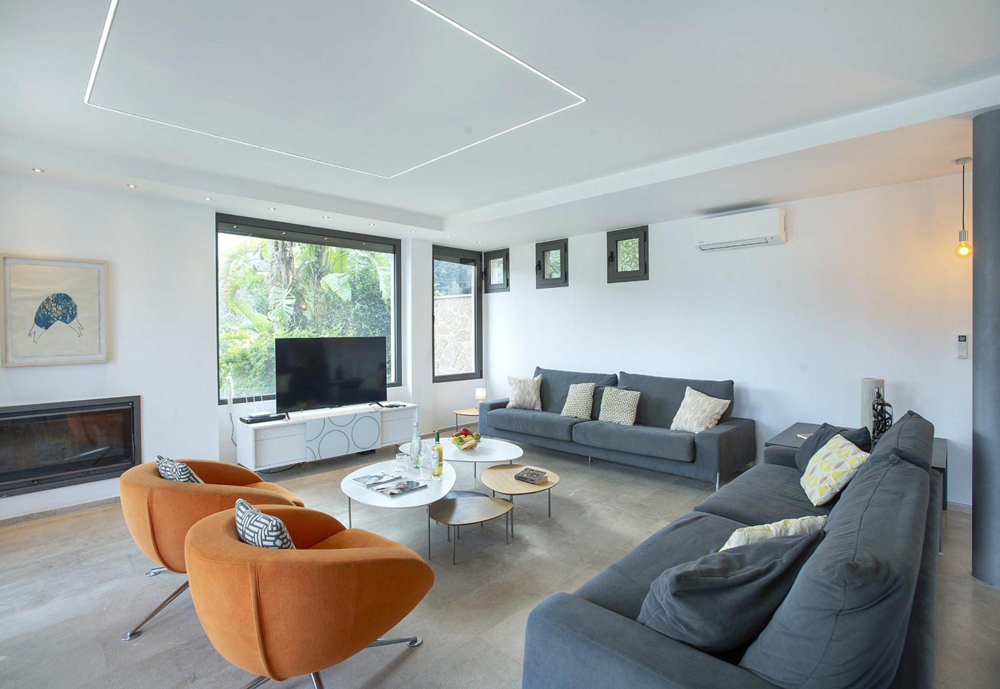 Villa Owl Tereu - Luxury Retreat With Mountain Views Pollensa
