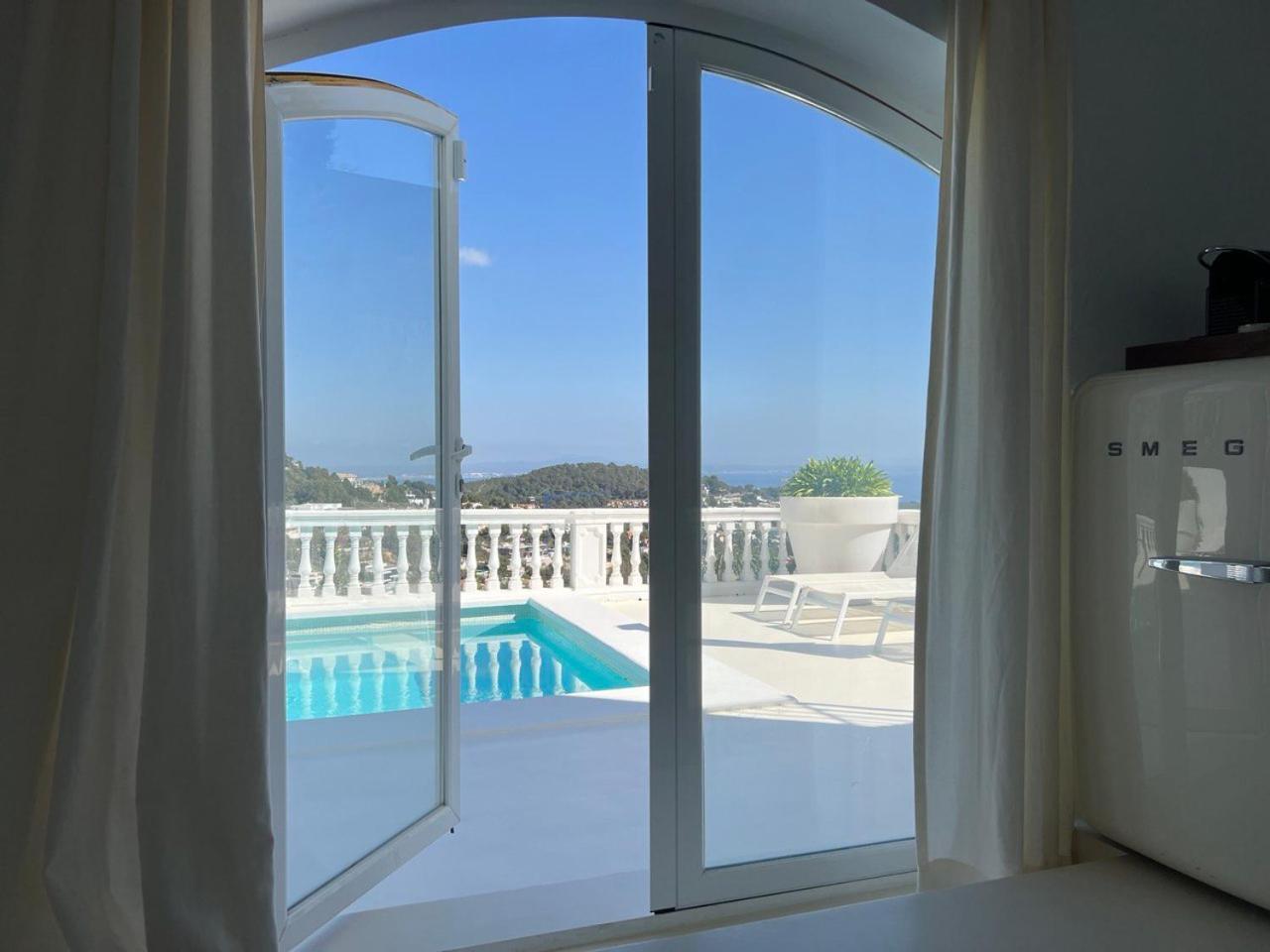 Deluxe With Seaview In Portals