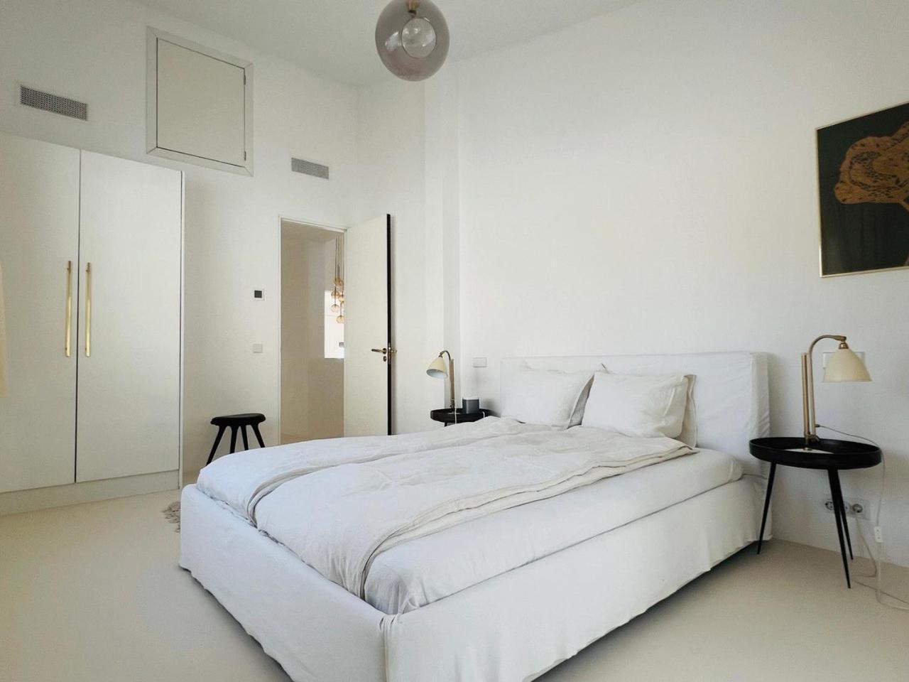 Villa Deluxe With Seaview In Portals Costa D'En Blanes
