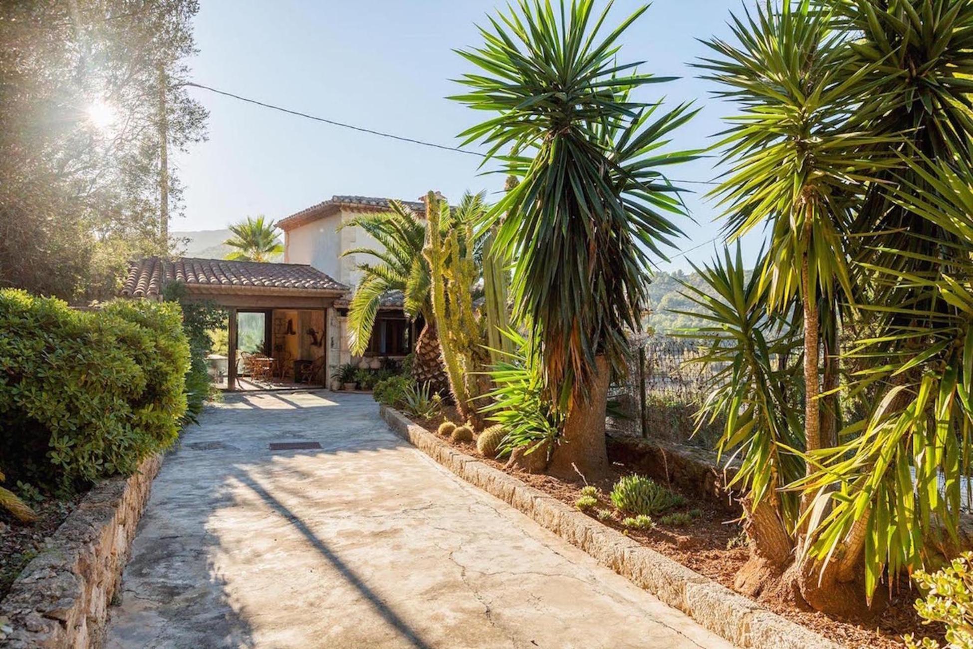 Es Barracar Villa