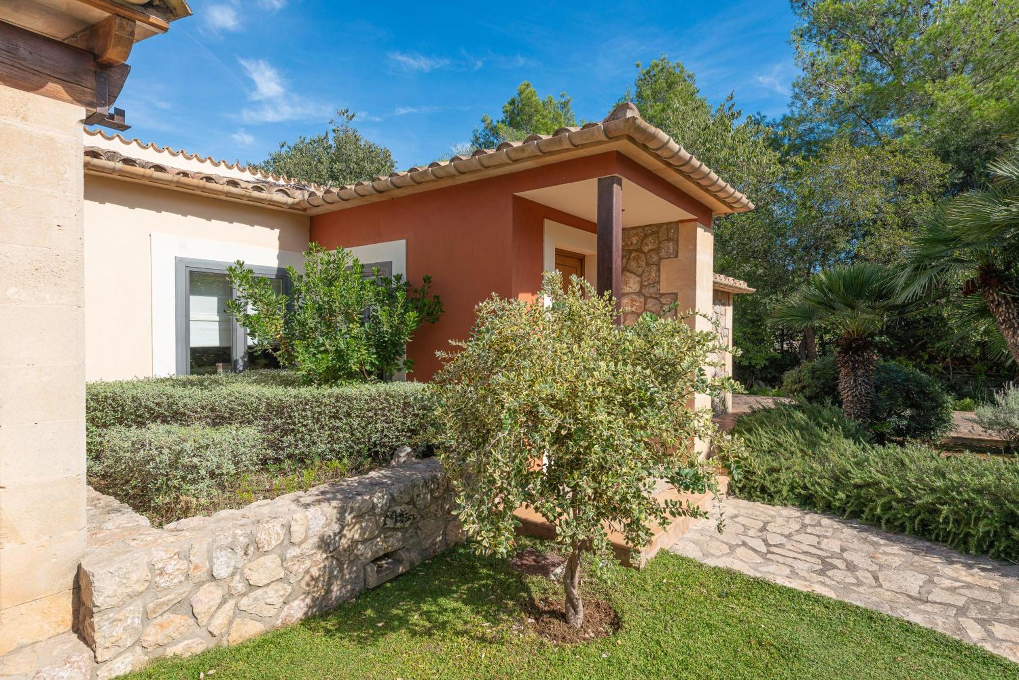 Cal Llenyater Villa *