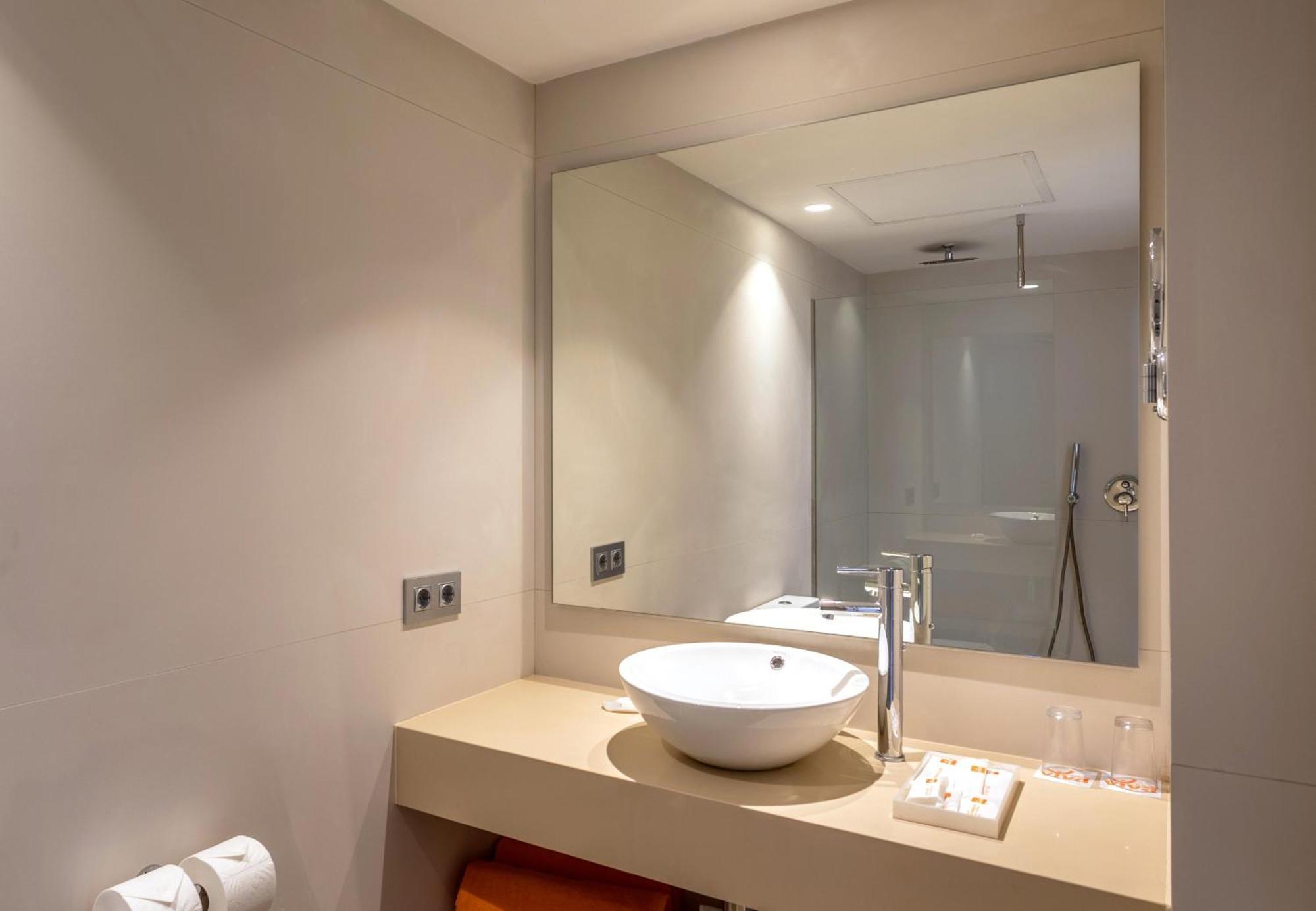 Apartahotel Viva Eden 4*