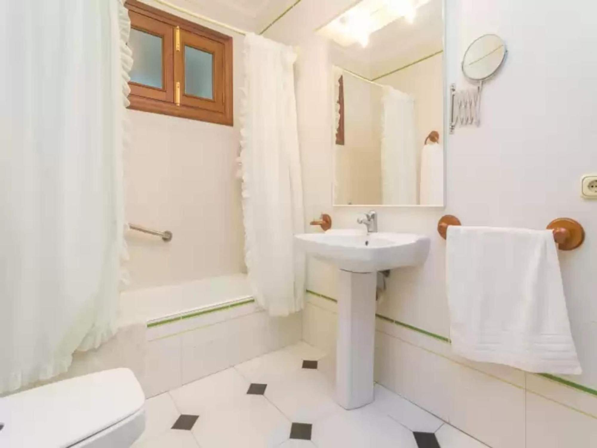 House In Platja D'alcudia Chalet *