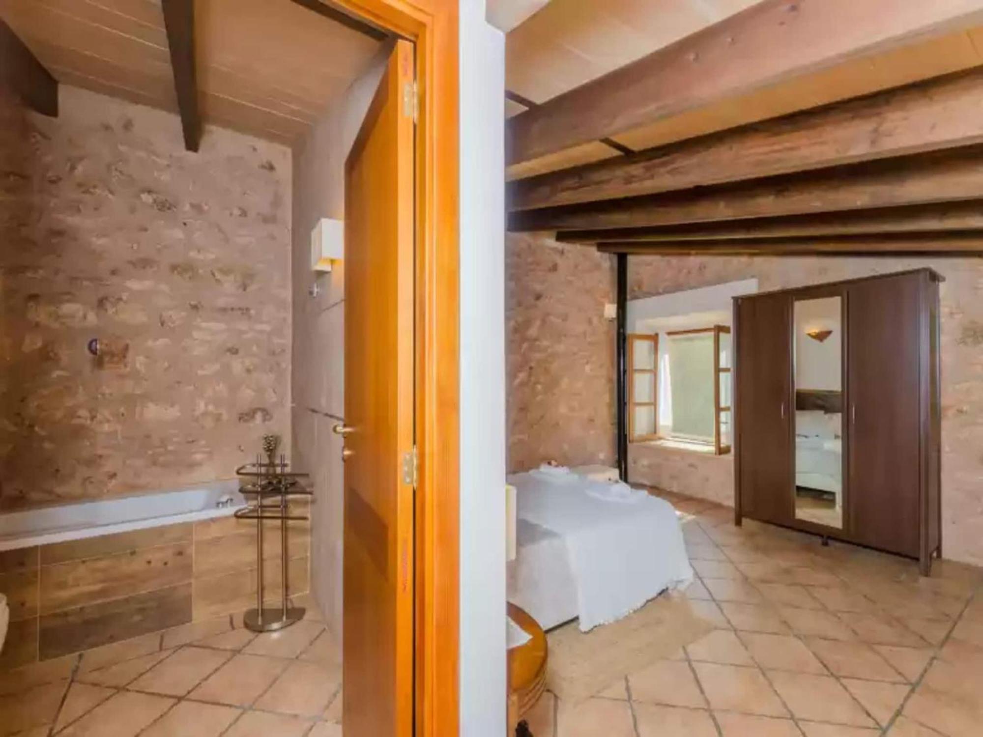 Villa With Private Pool In