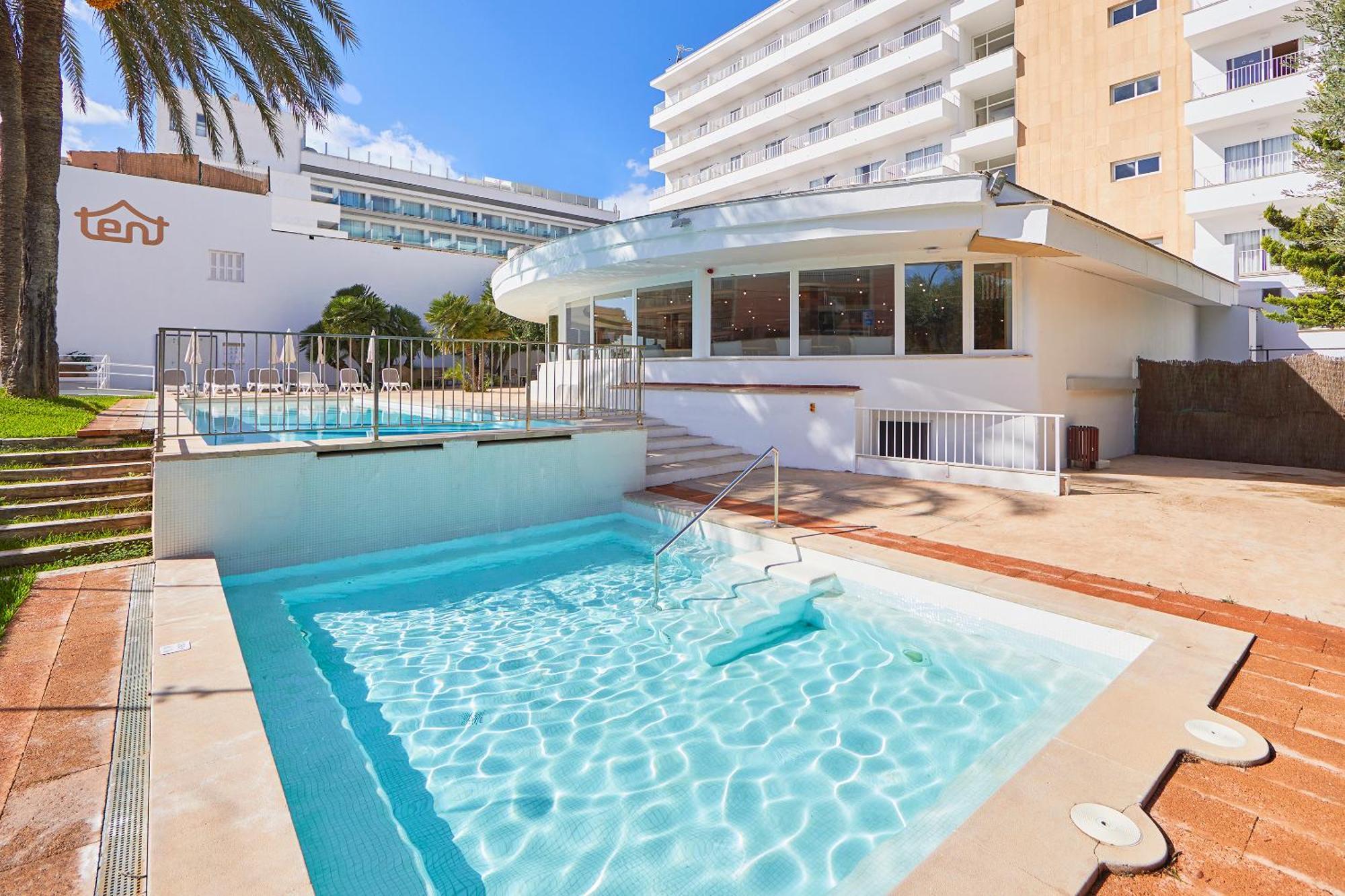 Hotel Tent Playa De Palma 3*