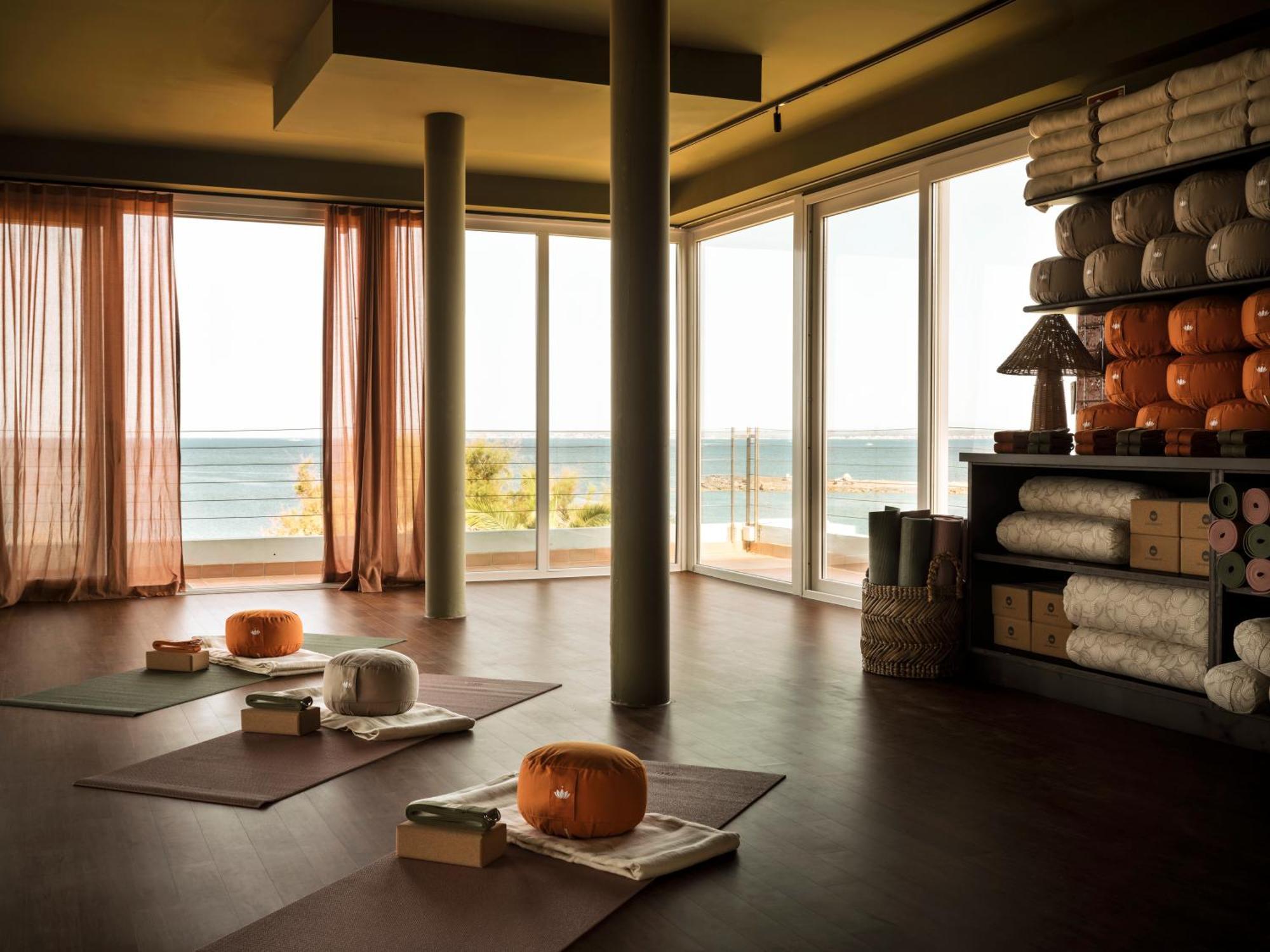 Bikini Island & Mountain Es Trenc -adults Only- Hotel 4*