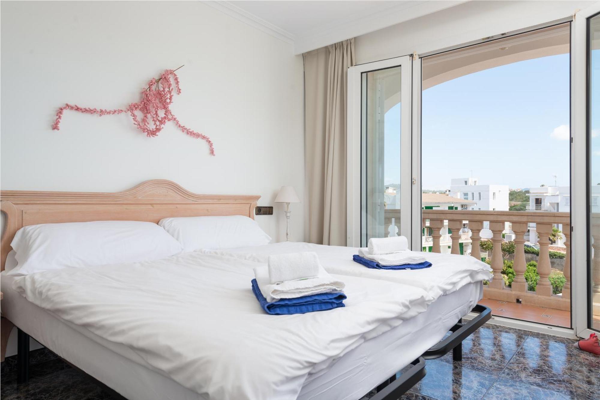 Sa Caleta With Sea Views, Pool, Sauna, And Jacuzzi * Fenalitx (Fenalich)