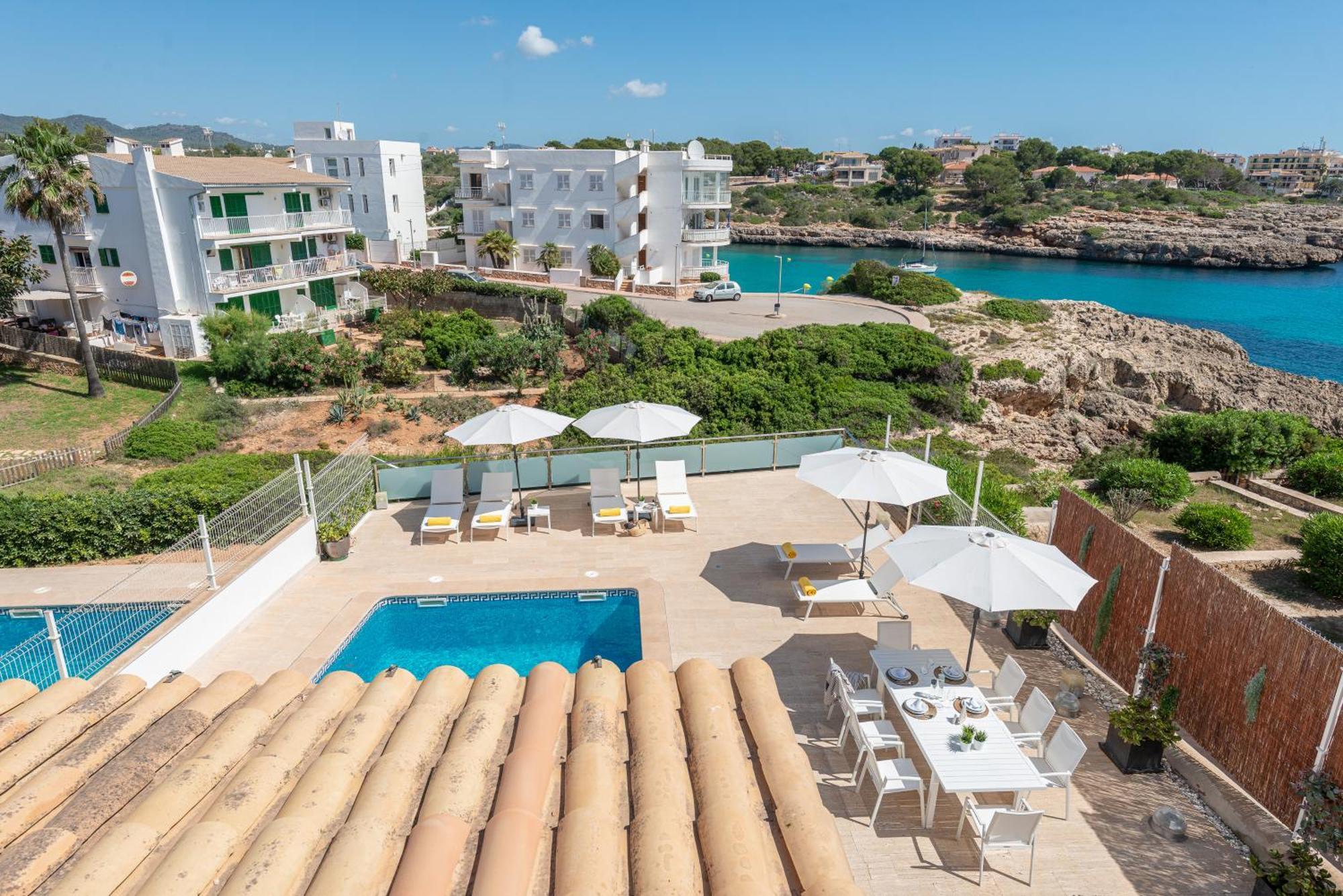 Villa Sa Caleta With Sea Views, Pool, Sauna, And Jacuzzi *