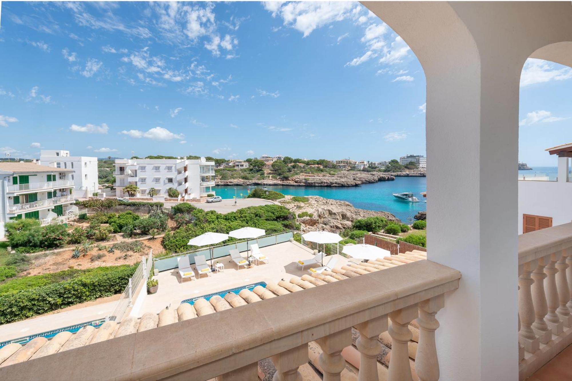 Sa Caleta With Sea Views, Pool, Sauna, And Jacuzzi Villa