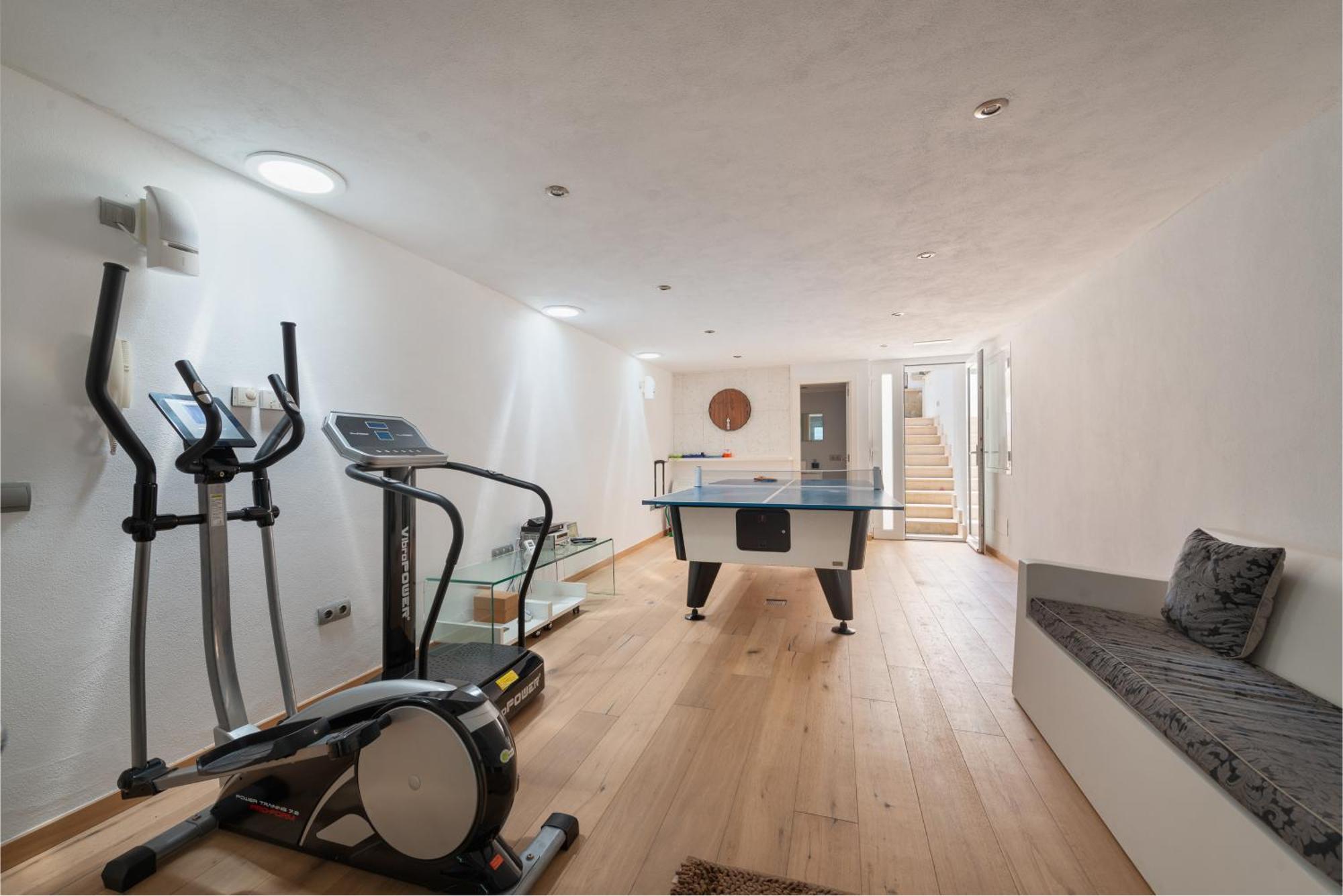Sa Caleta With Sea Views, Pool, Sauna, And Jacuzzi