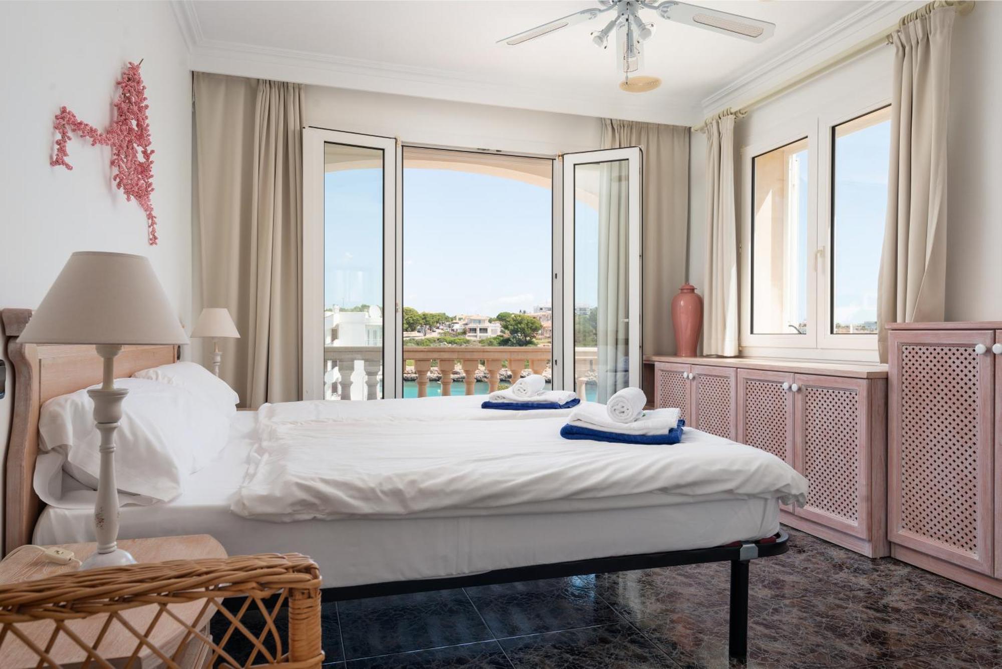 Sa Caleta With Sea Views, Pool, Sauna, And Jacuzzi Villa
