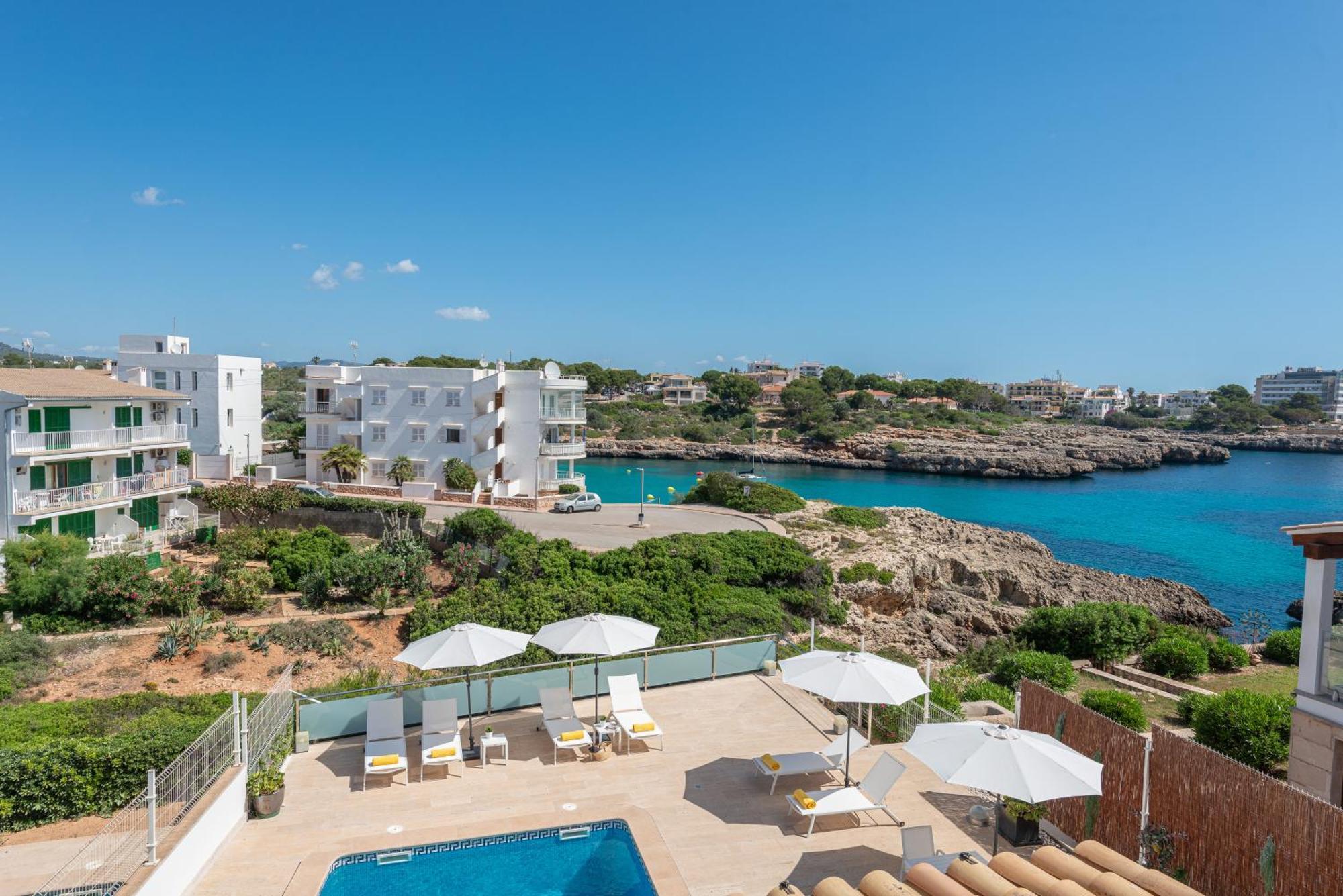 Villa Sa Caleta With Sea Views, Pool, Sauna, And Jacuzzi
