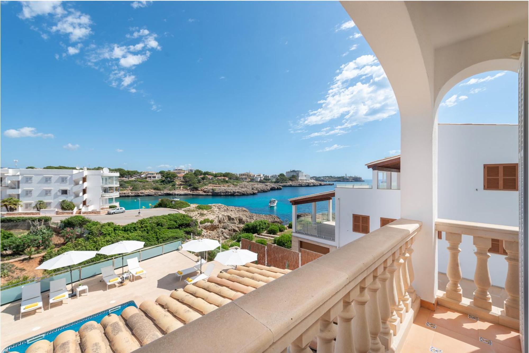 Sa Caleta With Sea Views, Pool, Sauna, And Jacuzzi Villa Fenalitx (Fenalich)