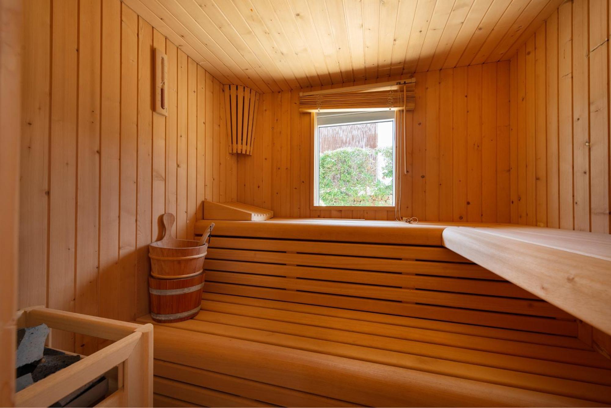 Sa Caleta With Sea Views, Pool, Sauna, And Jacuzzi Villa Fenalitx (Fenalich)
