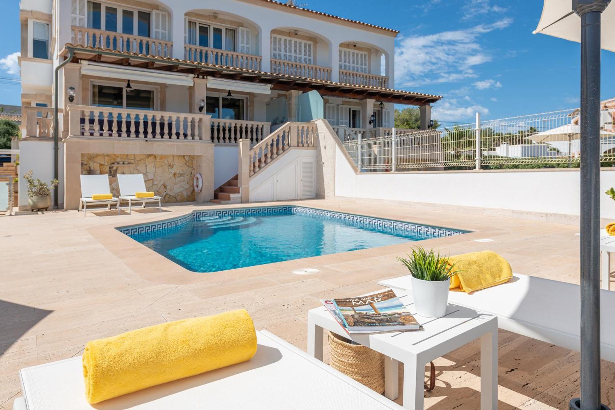 Sa Caleta With Sea Views, Pool, Sauna, And Jacuzzi Villa Fenalitx (Fenalich)