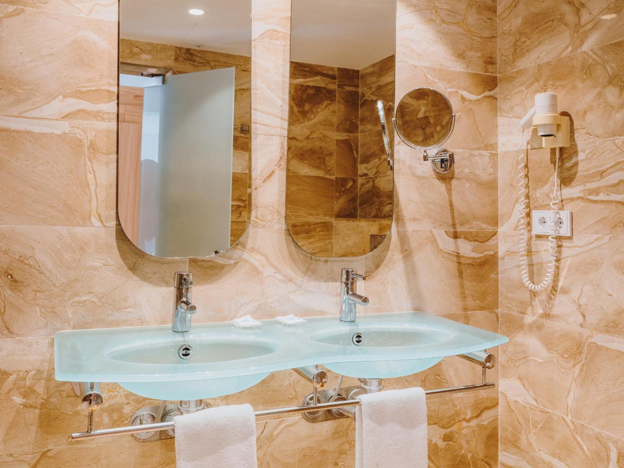 Grupotel Playa - Adults Only Hotel Camp De Mar