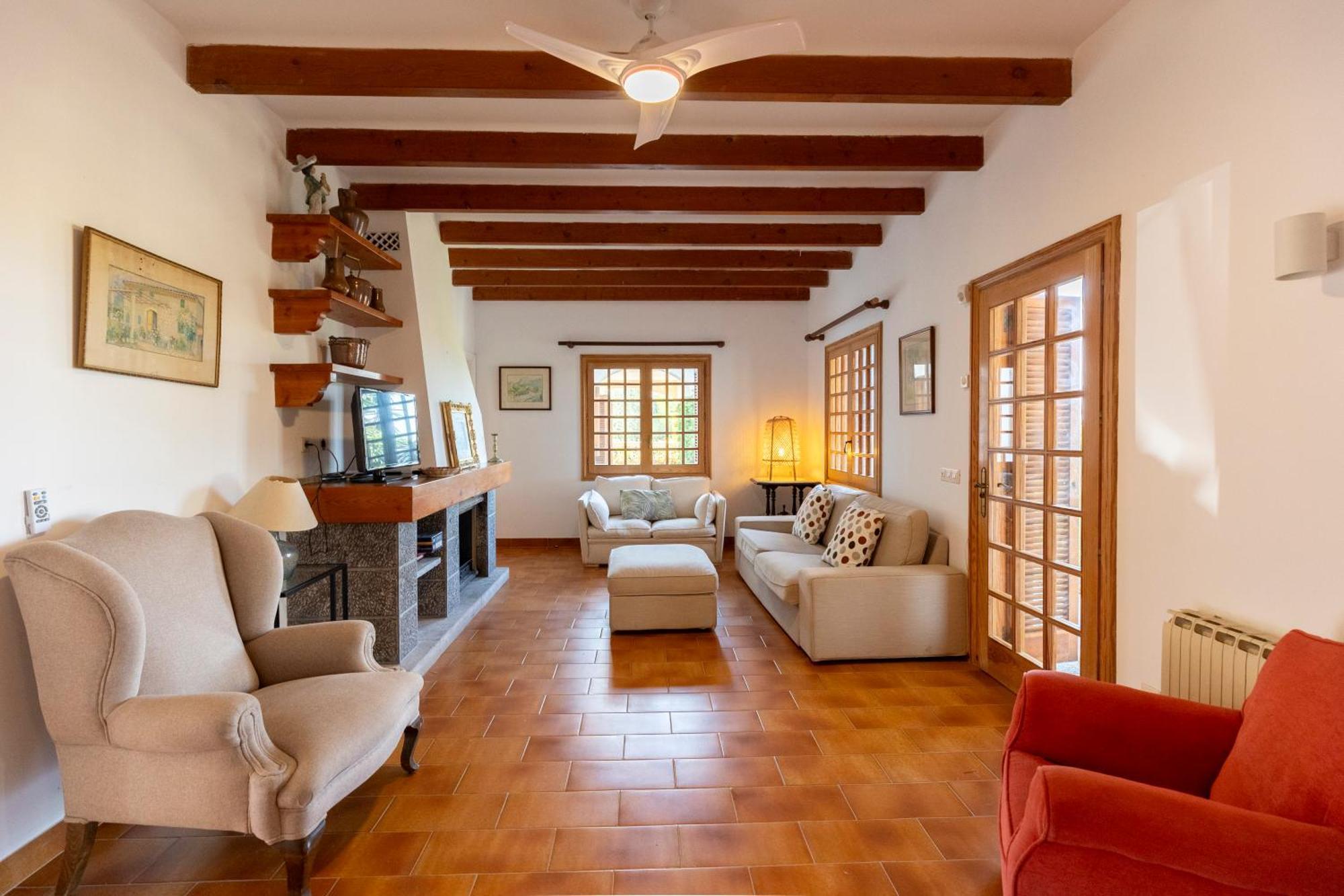 Villa Rosa, Espaciosa Casa Con Piscina *