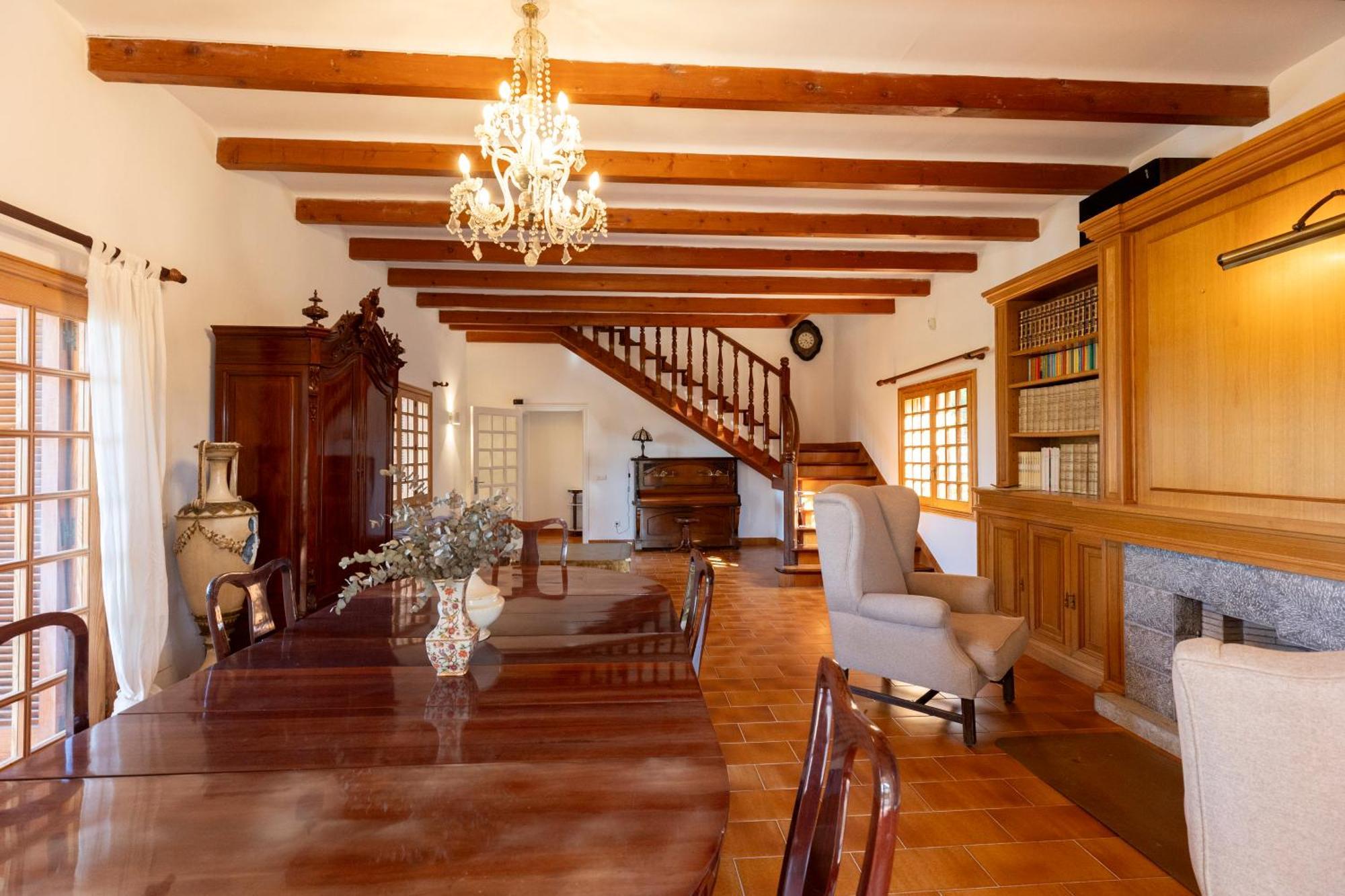 Rosa, Espaciosa Casa Con Piscina Villa Marratxí