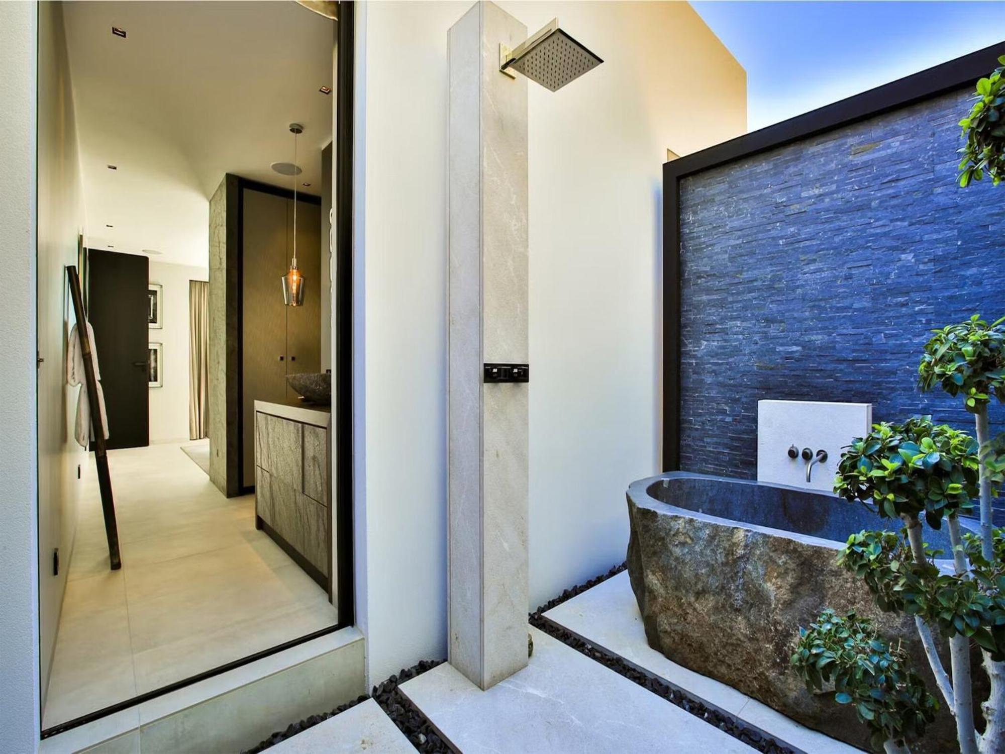 Exclusive On White Isle Villa *