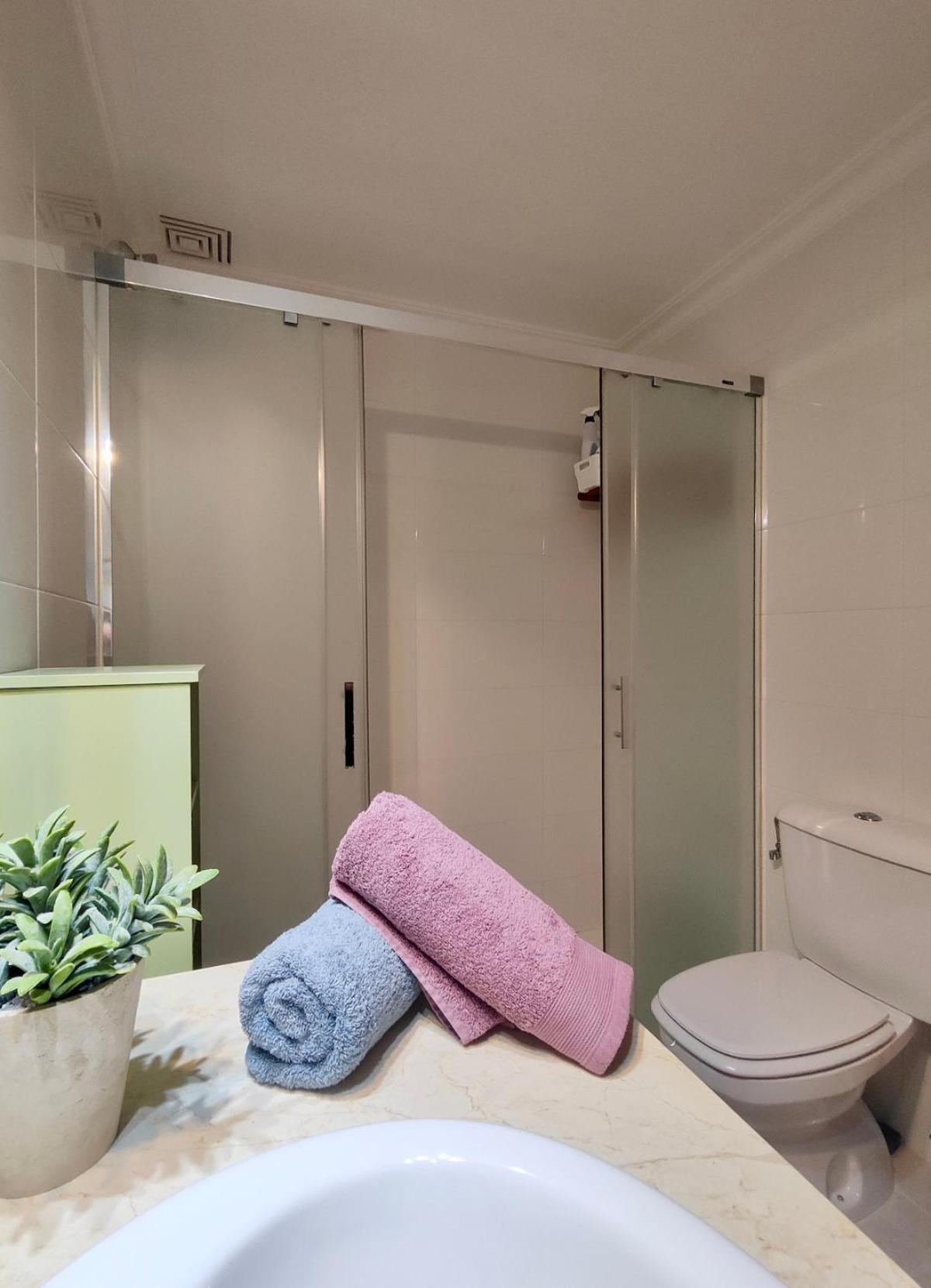 Spacious Close To The Apartamento