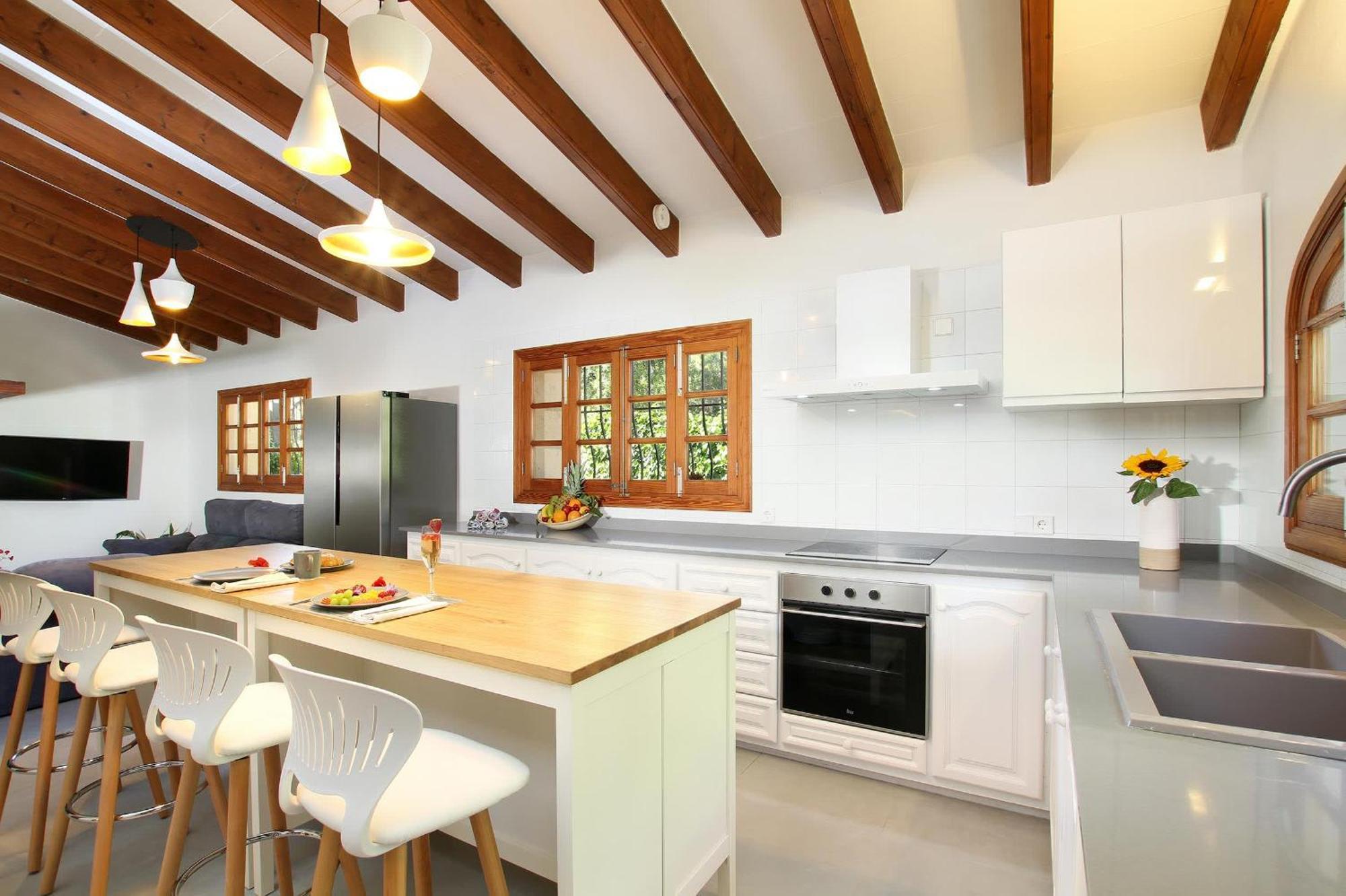 Country Lane Set In Hills Villa Pollensa