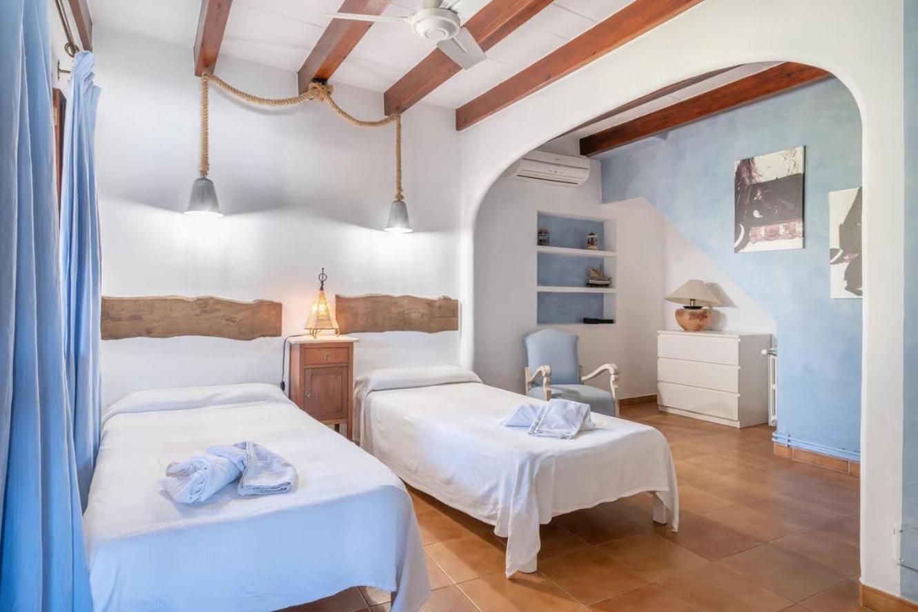 Pou Dels Escarabats Villa *