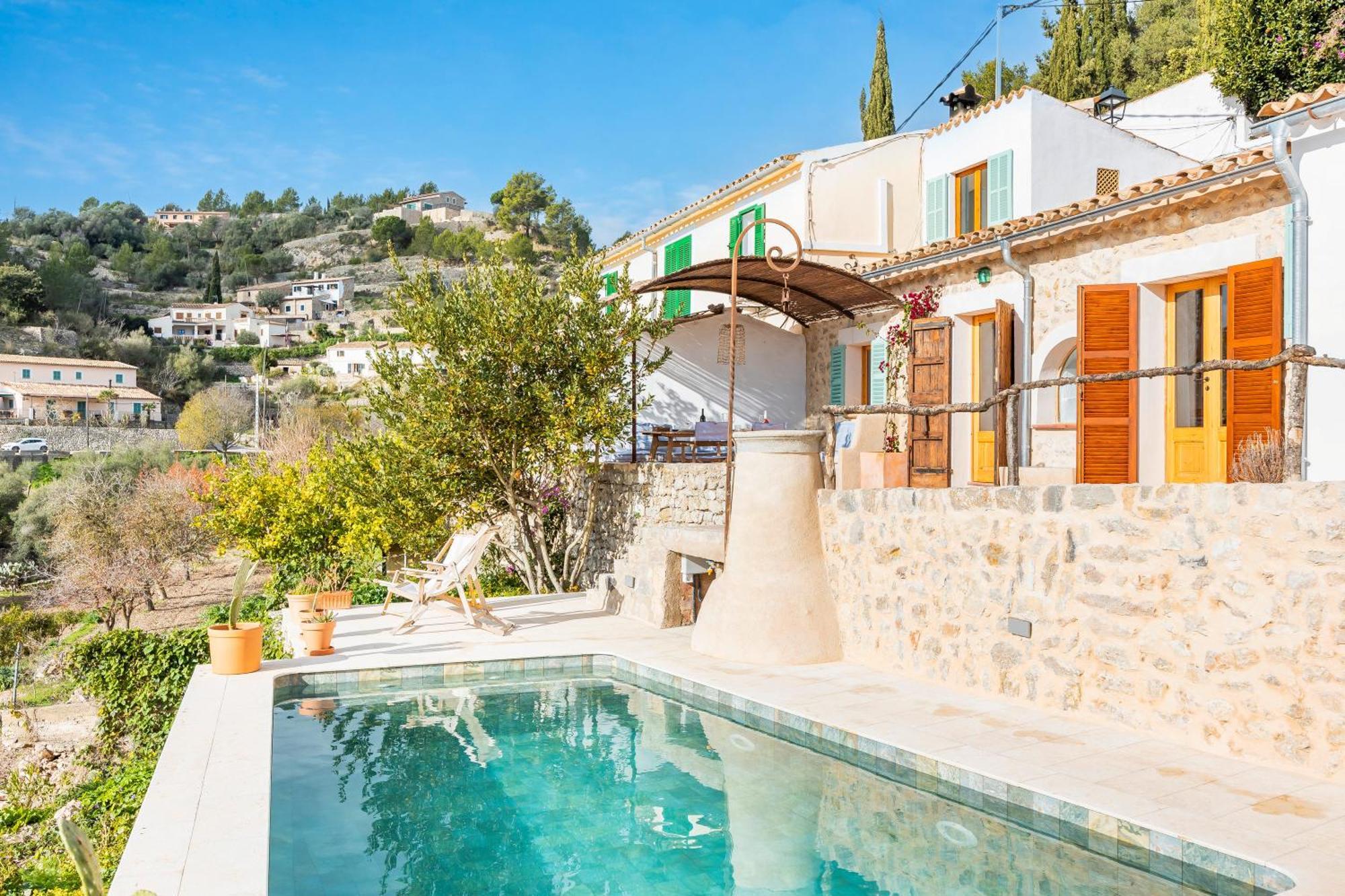 Titina Villa