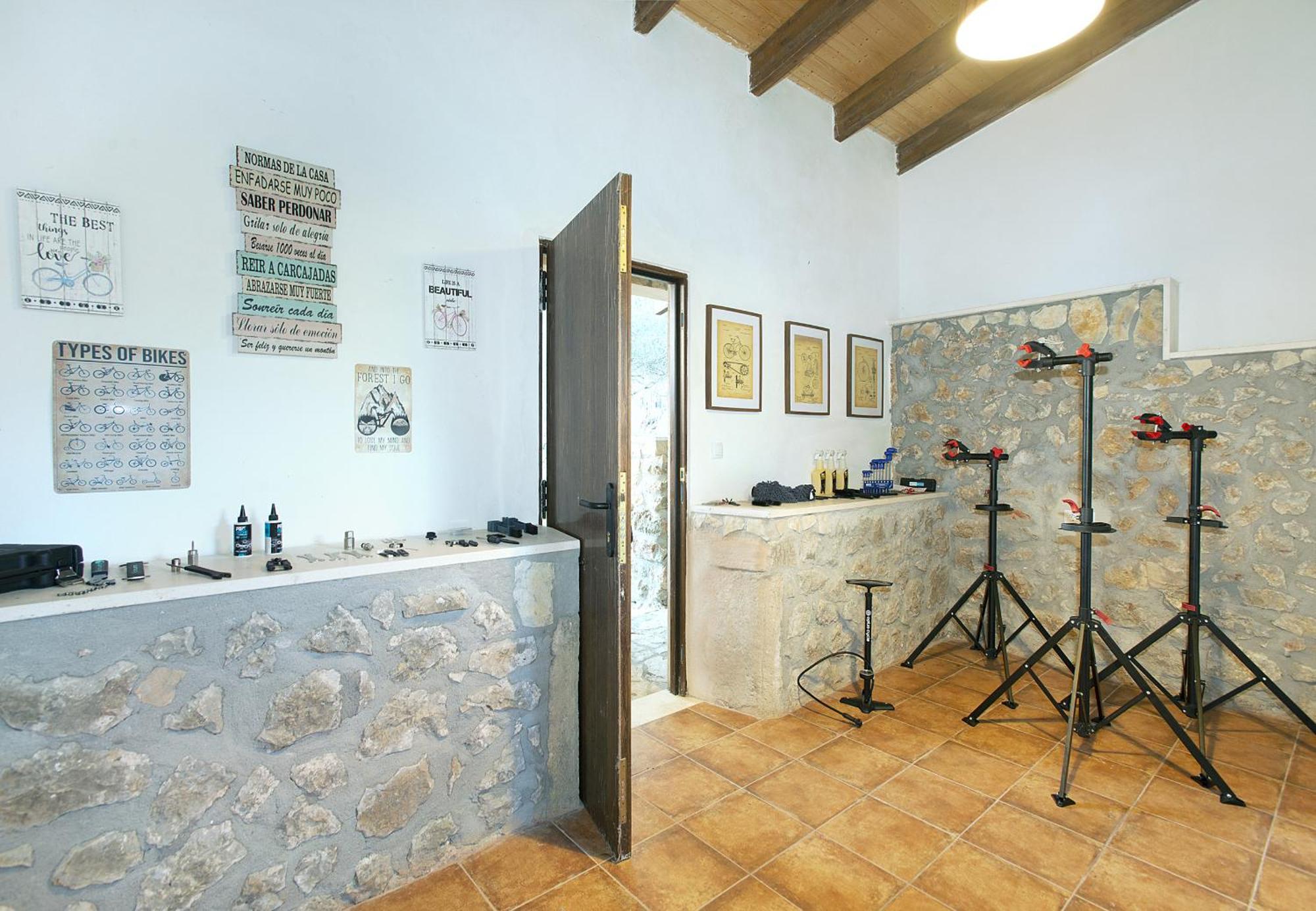 Villa Totxa - In The Midst Of Nature *