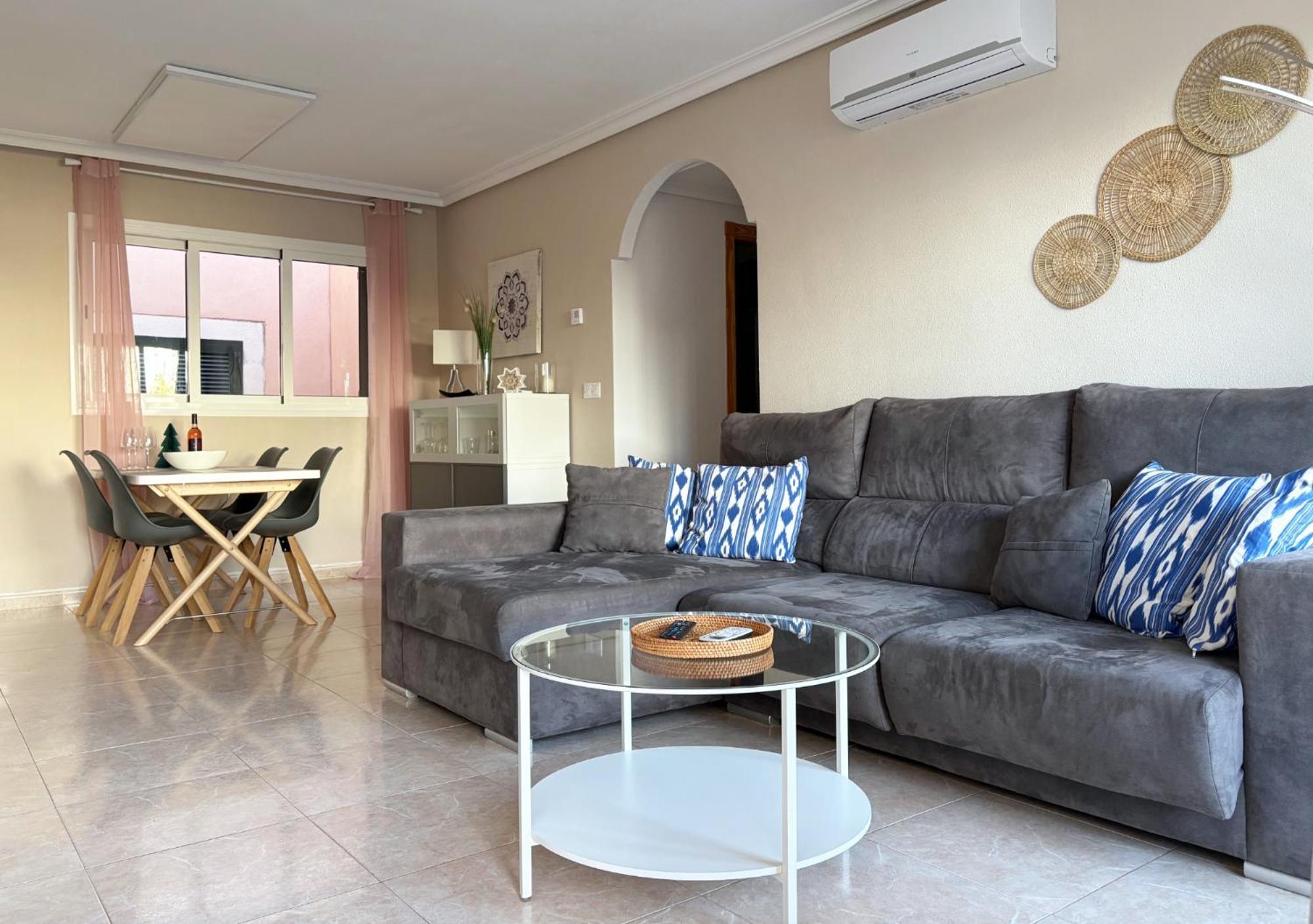 Traumhafte Familien-ferienwohnung Mit Dachterrasse & Pool Apartamento *