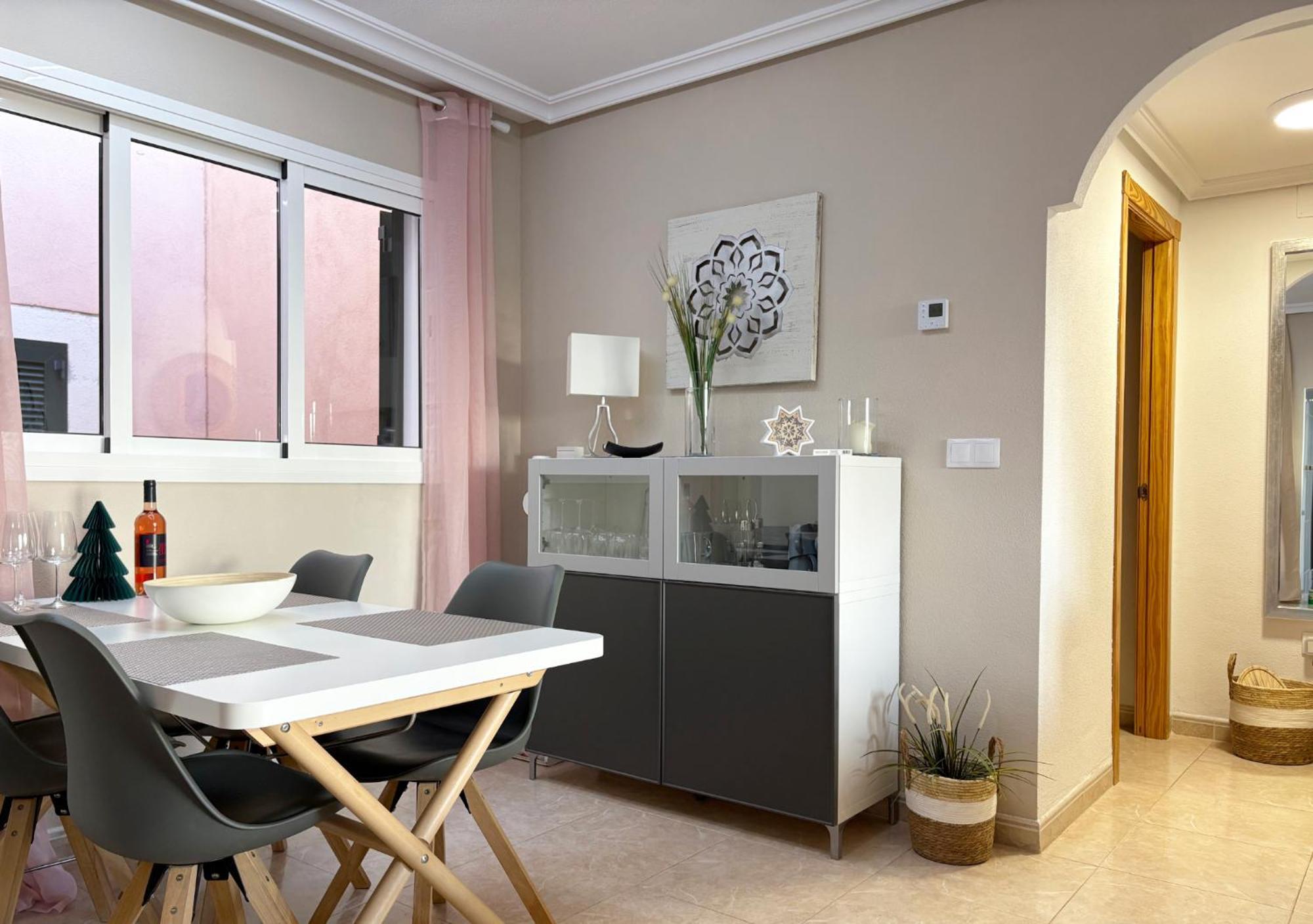 Traumhafte Familien-ferienwohnung Mit Dachterrasse & Pool Apartamento