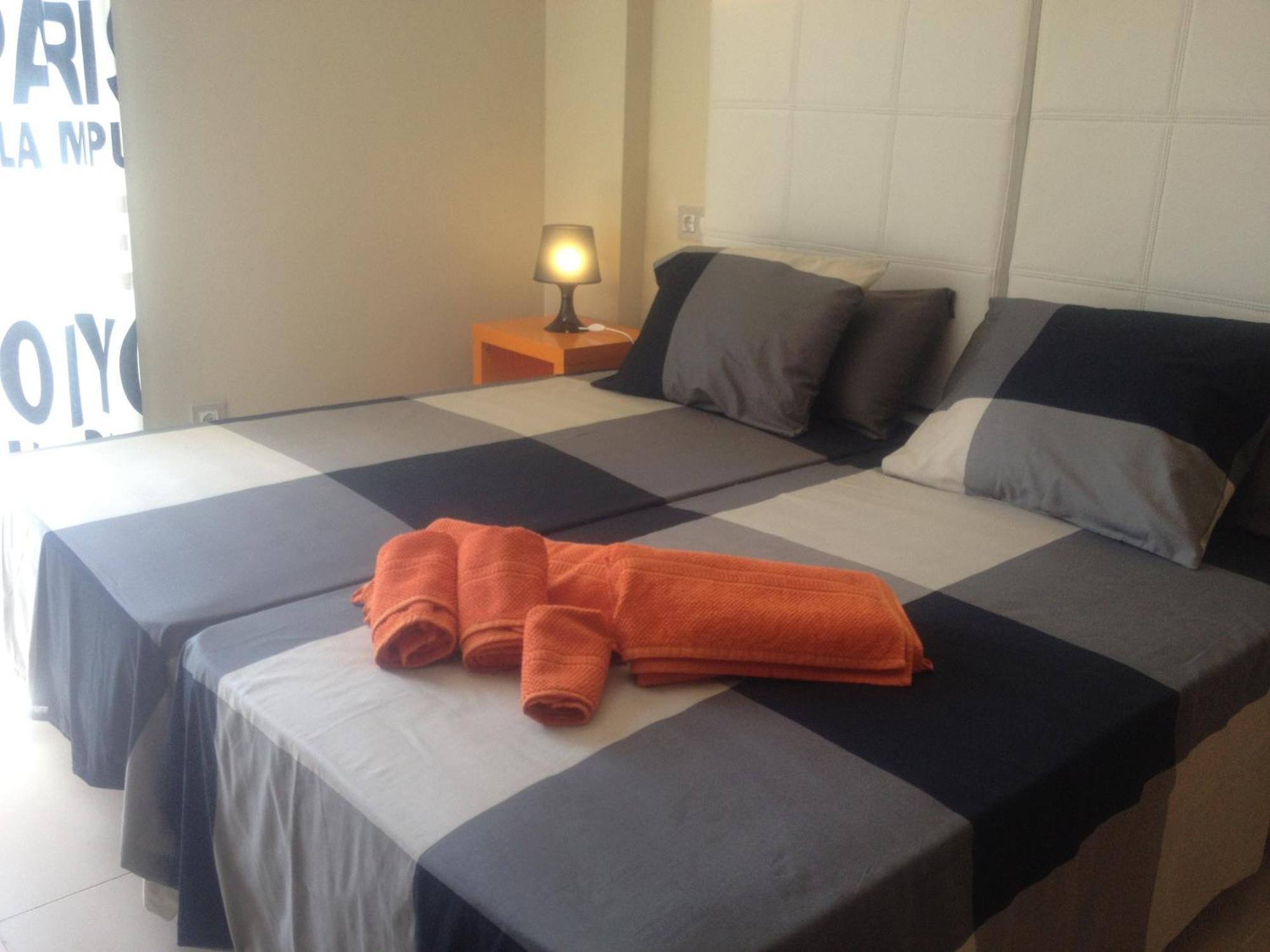 Astur - Moderno Con Piscina Puigderros