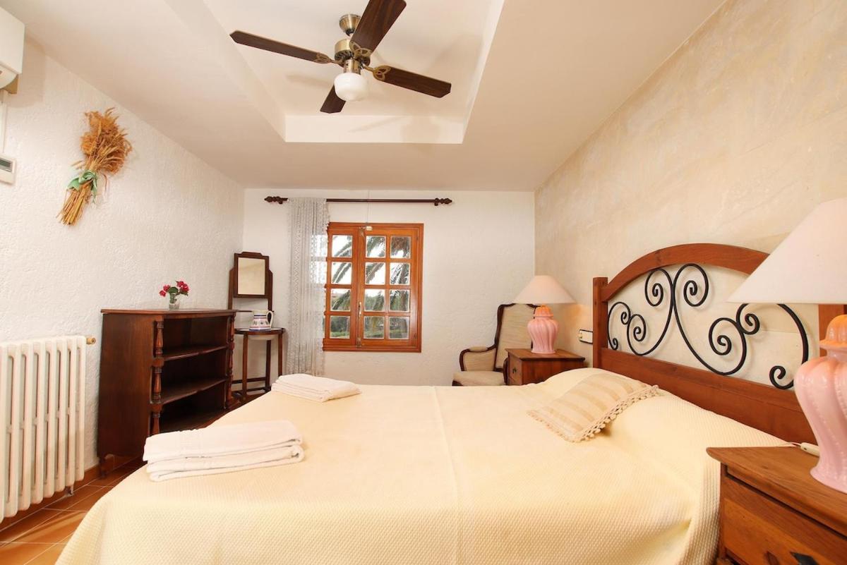 Traditional Near The Town Of Pollensa By Renthousing Ballerics