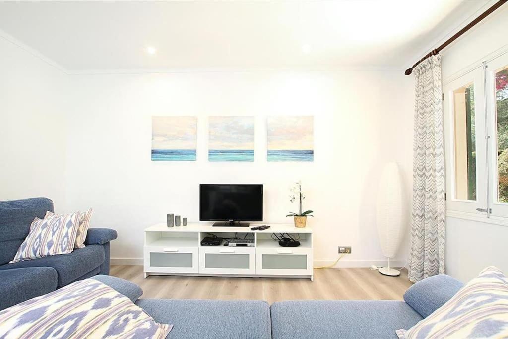 Villa Fantastic In A Quiet Area Near By Renthousing