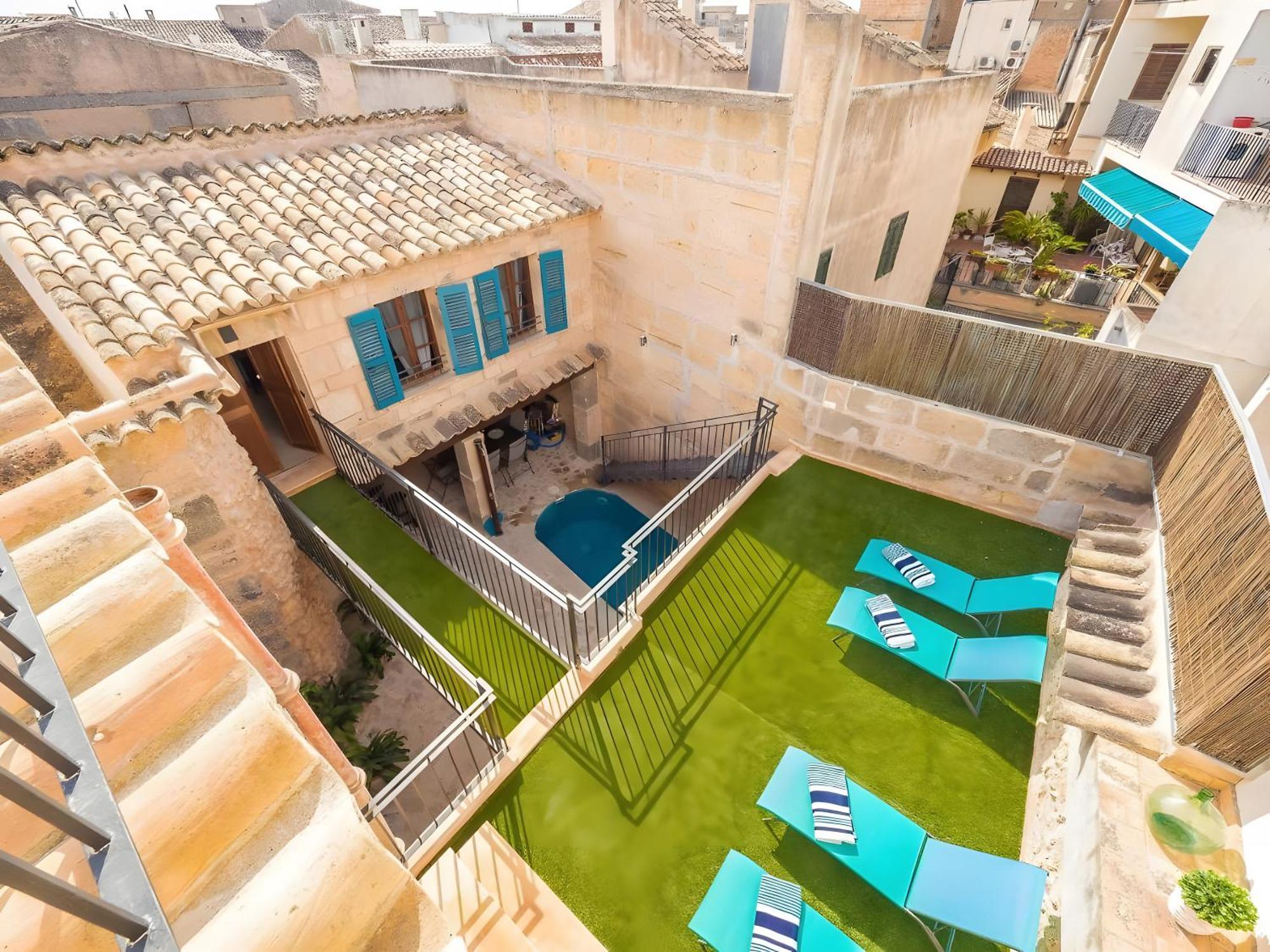 Cas Mercader Villa *