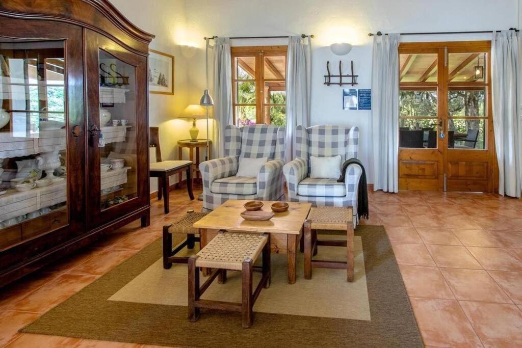 Villa In With Passion And Care In Every Detail By Renthousing Alcúdia