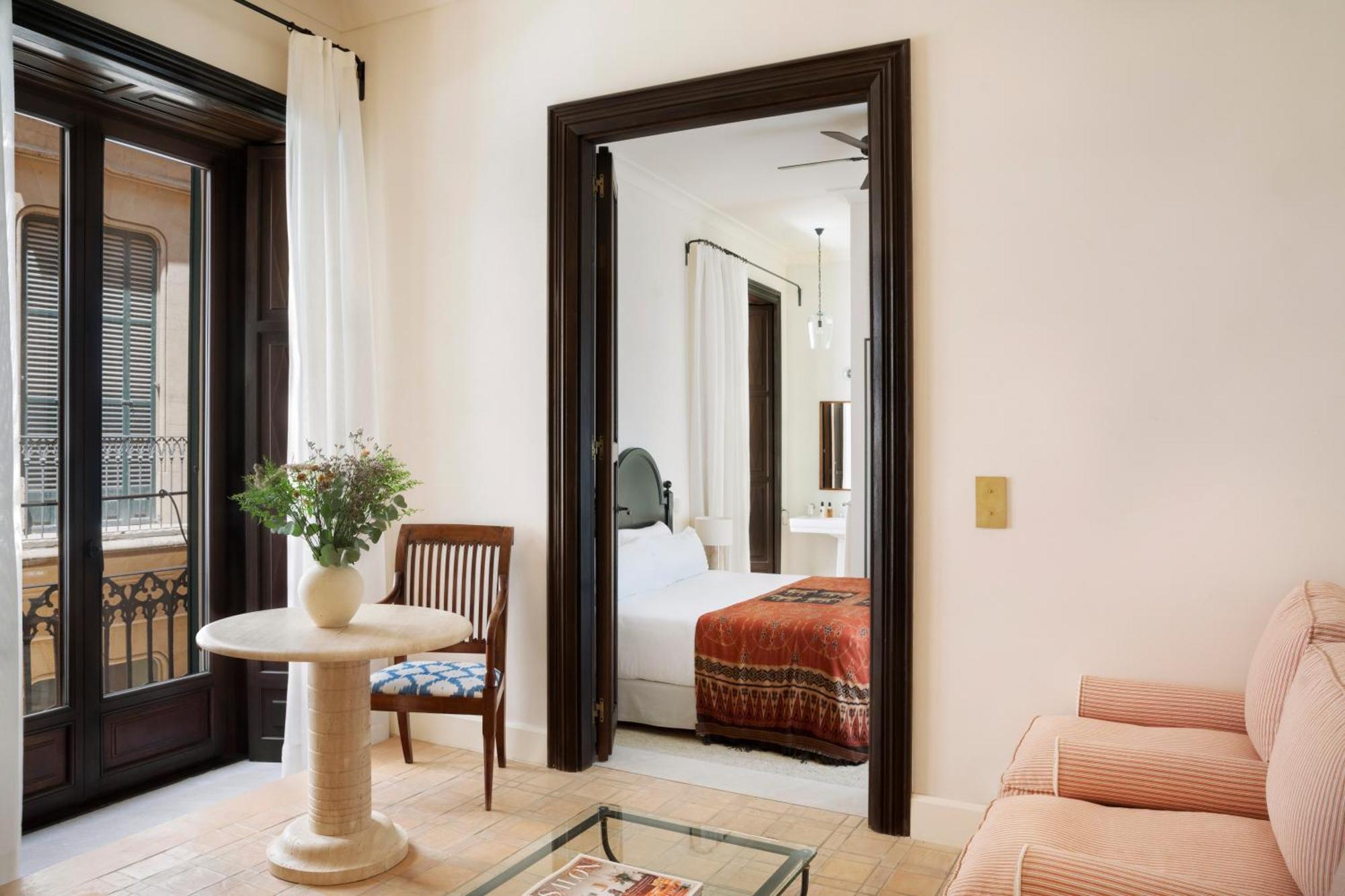 Portella Hotel