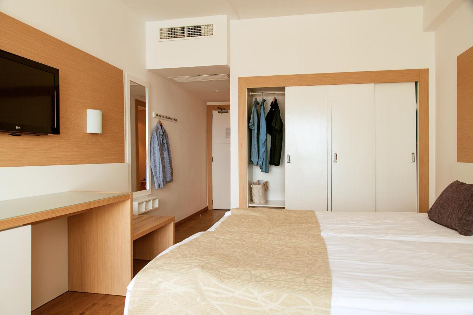 Sunprime Waterfront Adults Only 4*