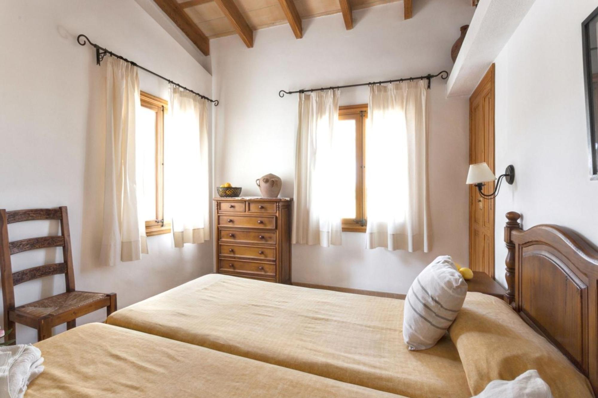 Spacious In With Shared Pool * Pollensa