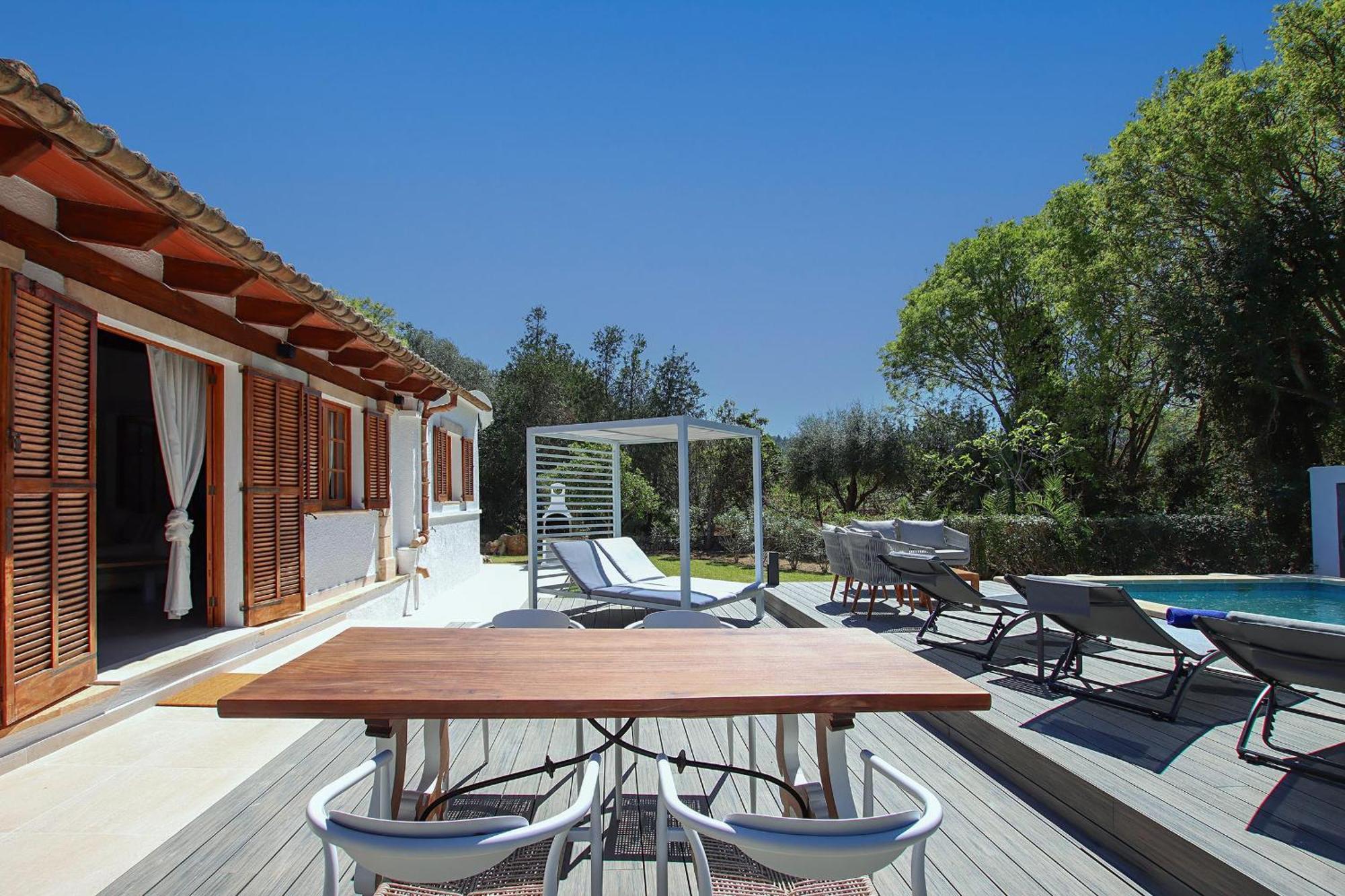 Villa Alegre