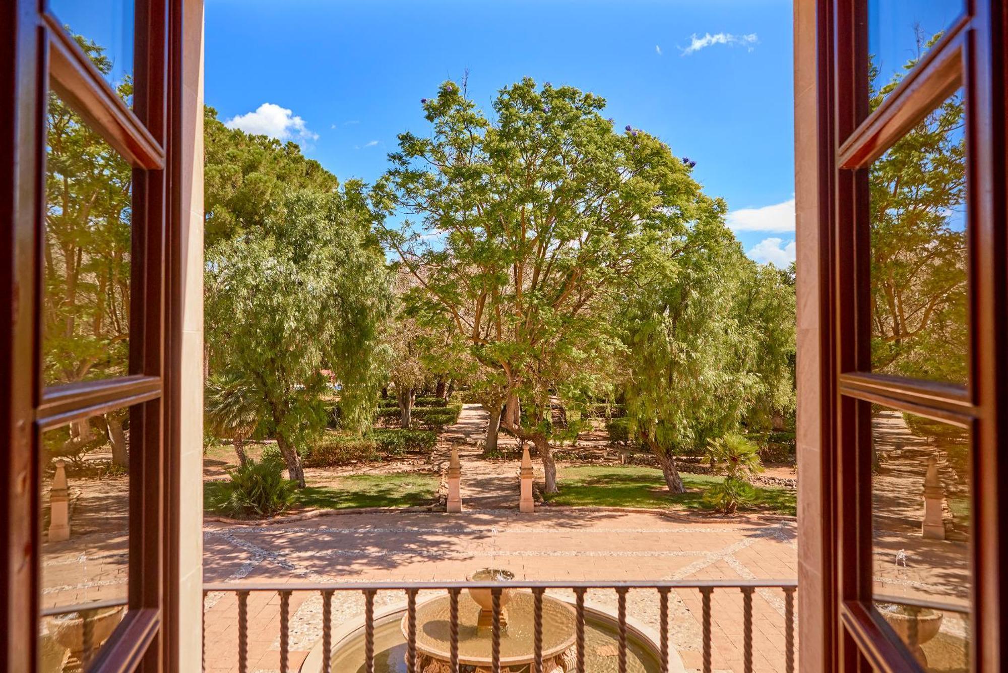 Son Julia & Casa rural