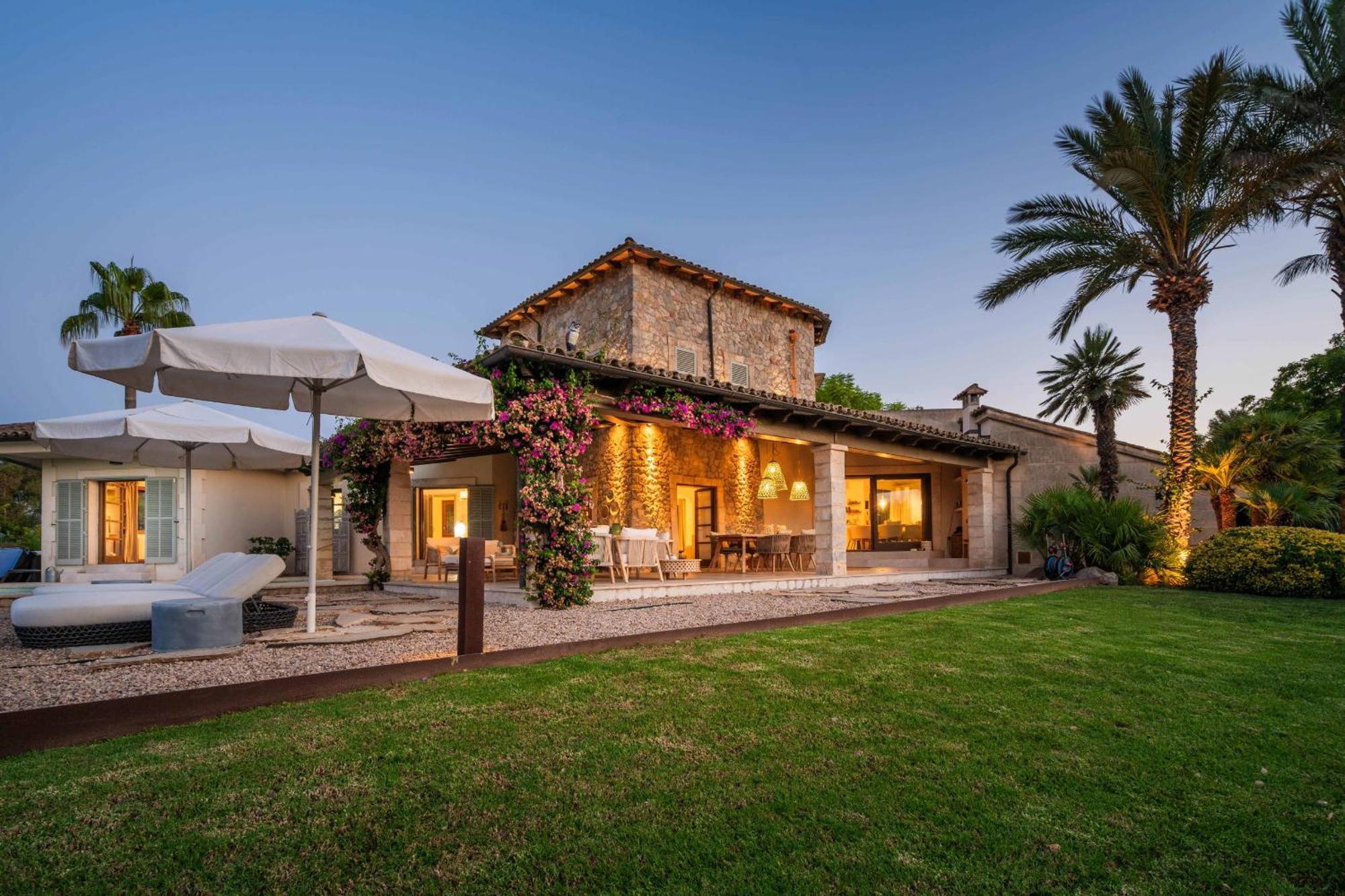 Peroia By Bebreeze * Alcudia (Mallorca)