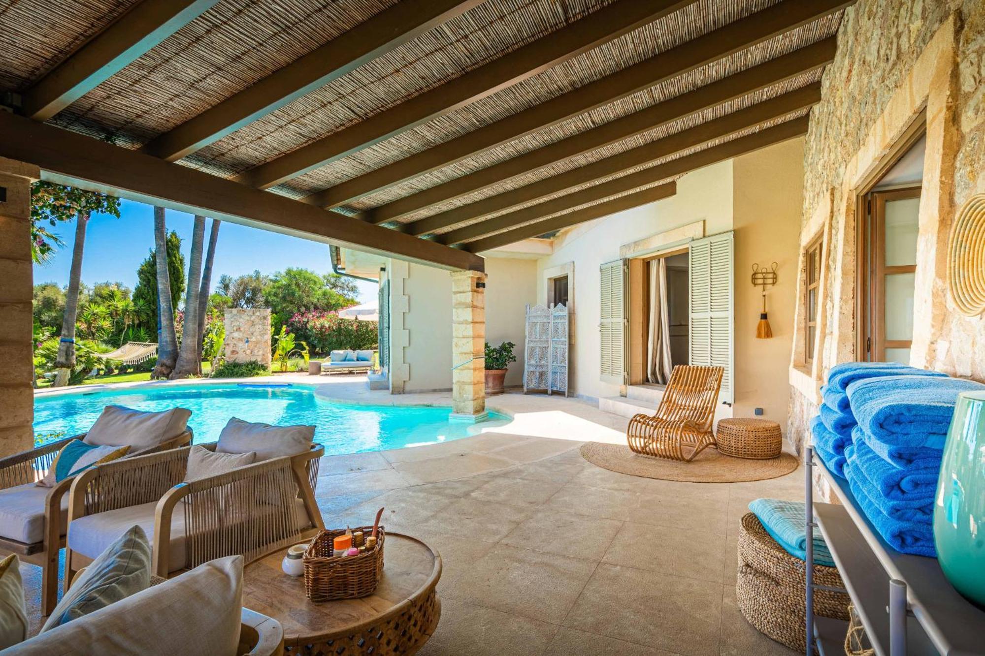 Peroia By Bebreeze * Alcudia (Mallorca)