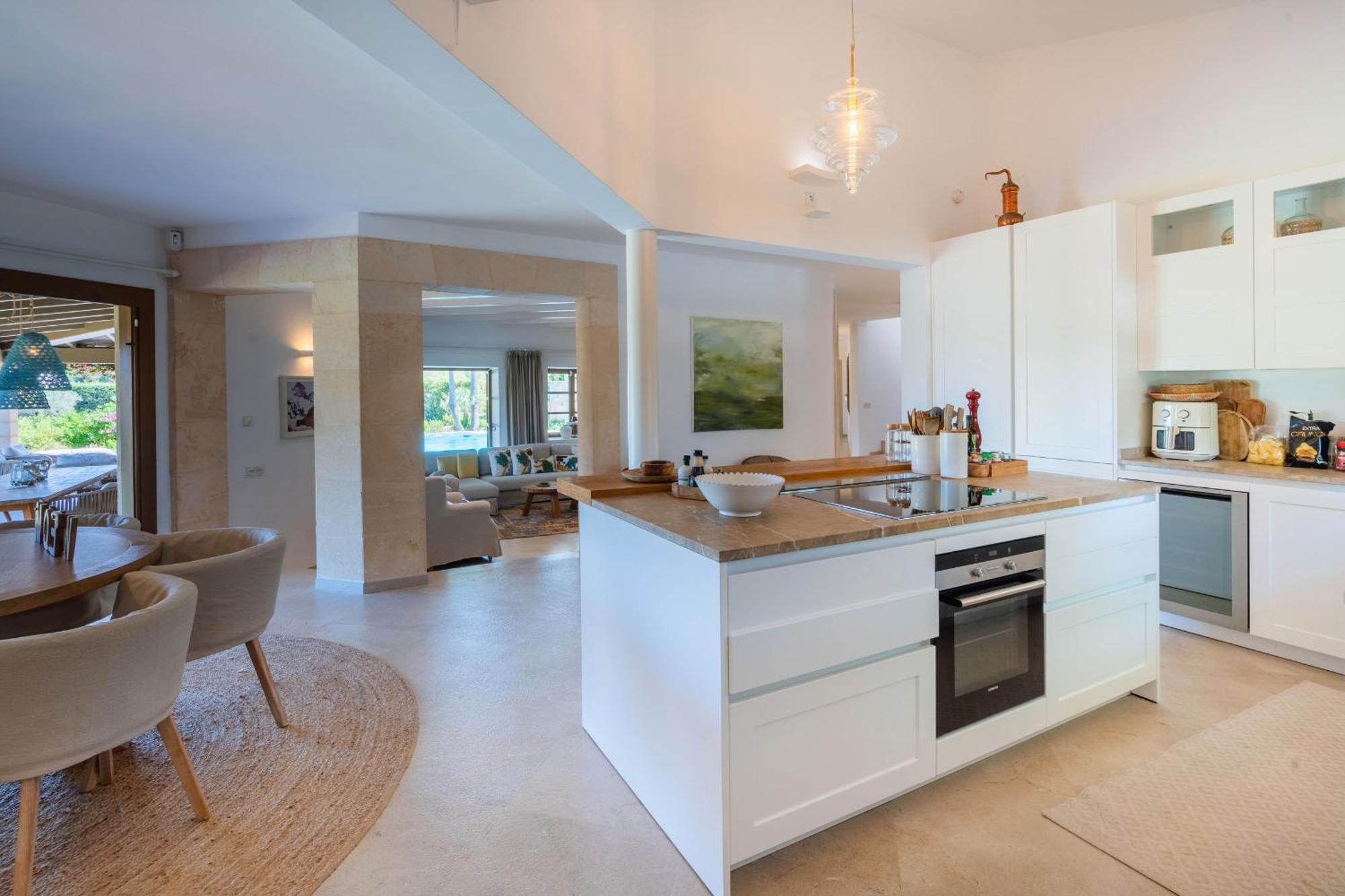 Peroia By Bebreeze Villa *