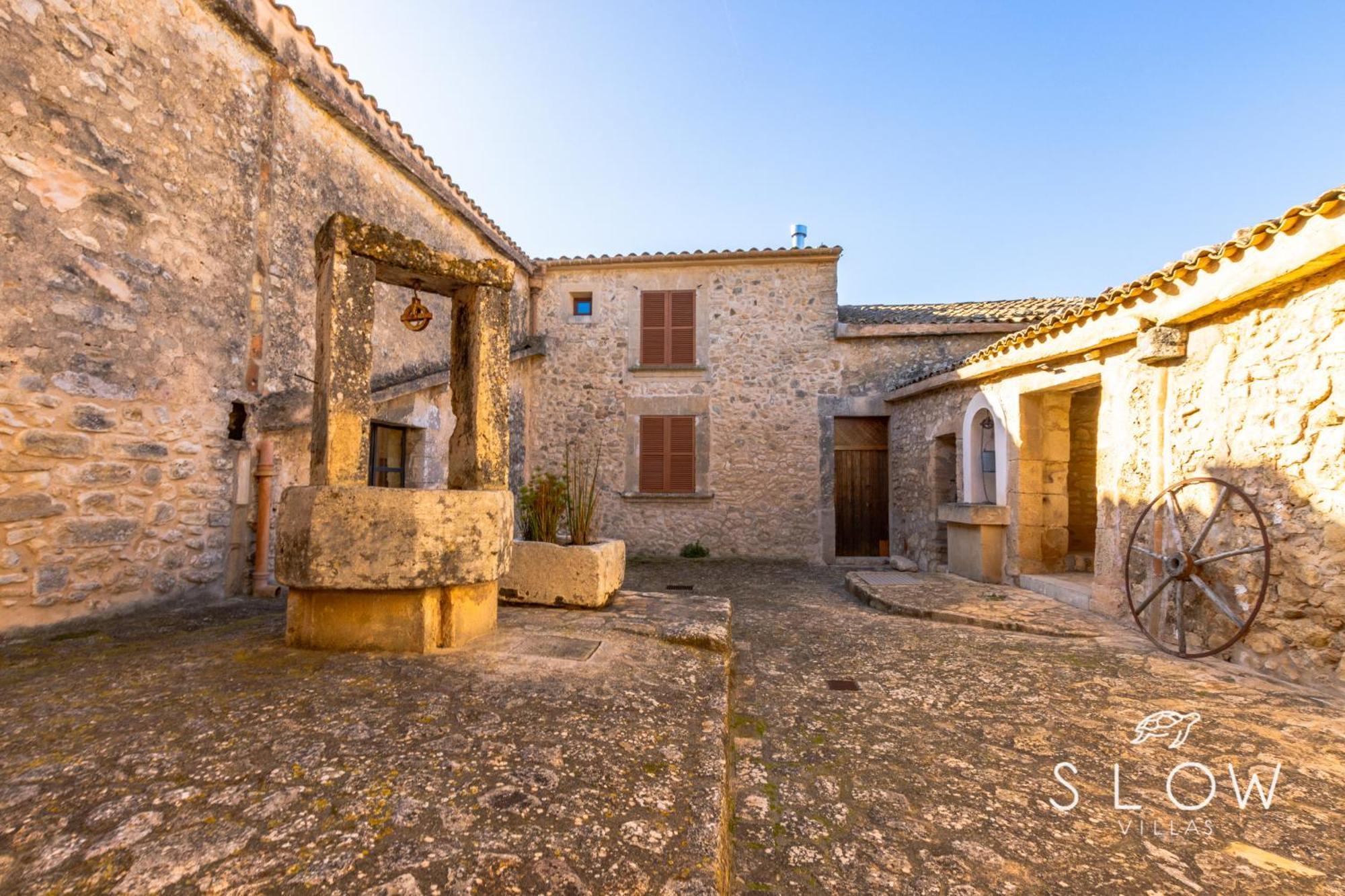 Chalet Son Pons By Slow