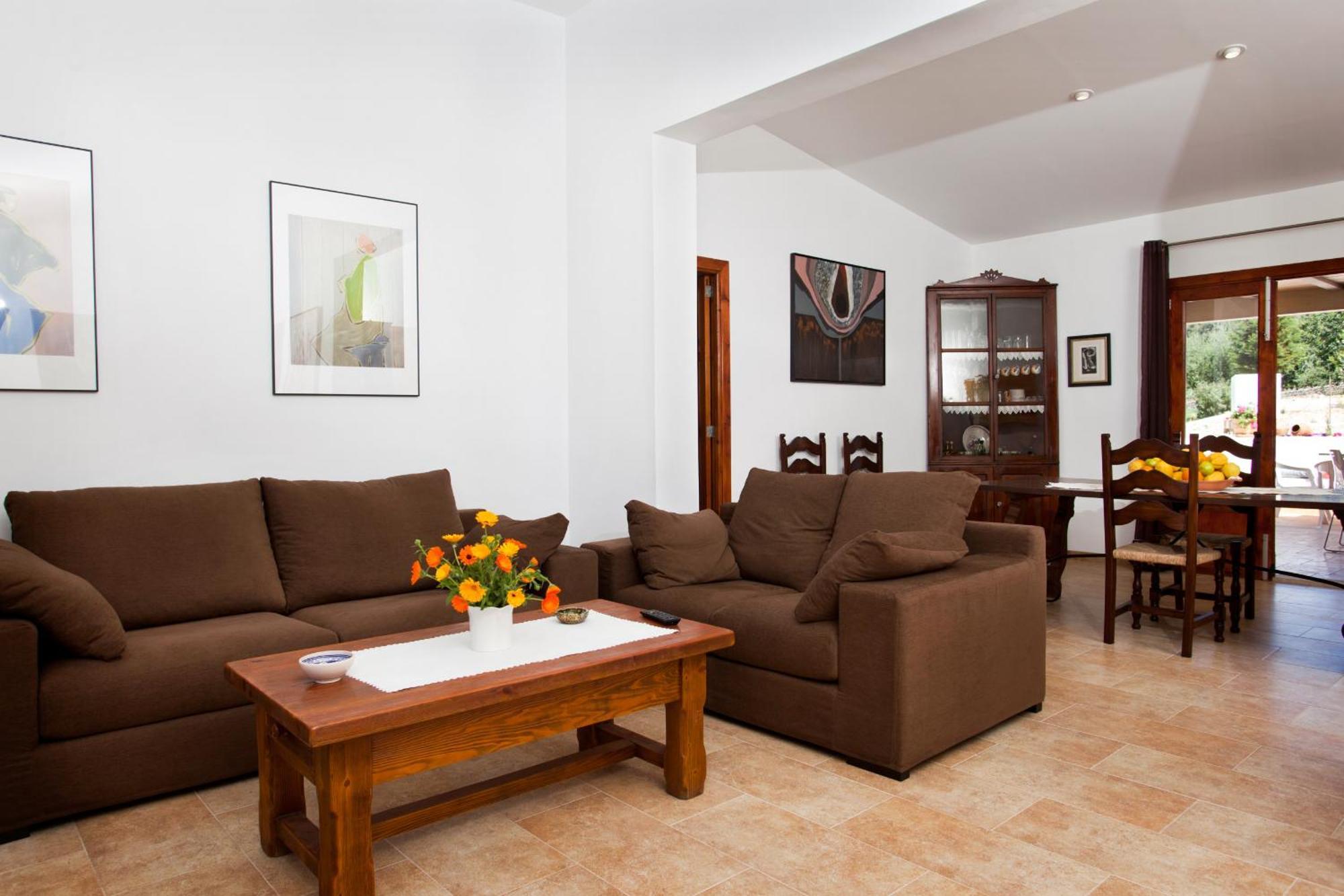 Tirana Villa Pollensa
