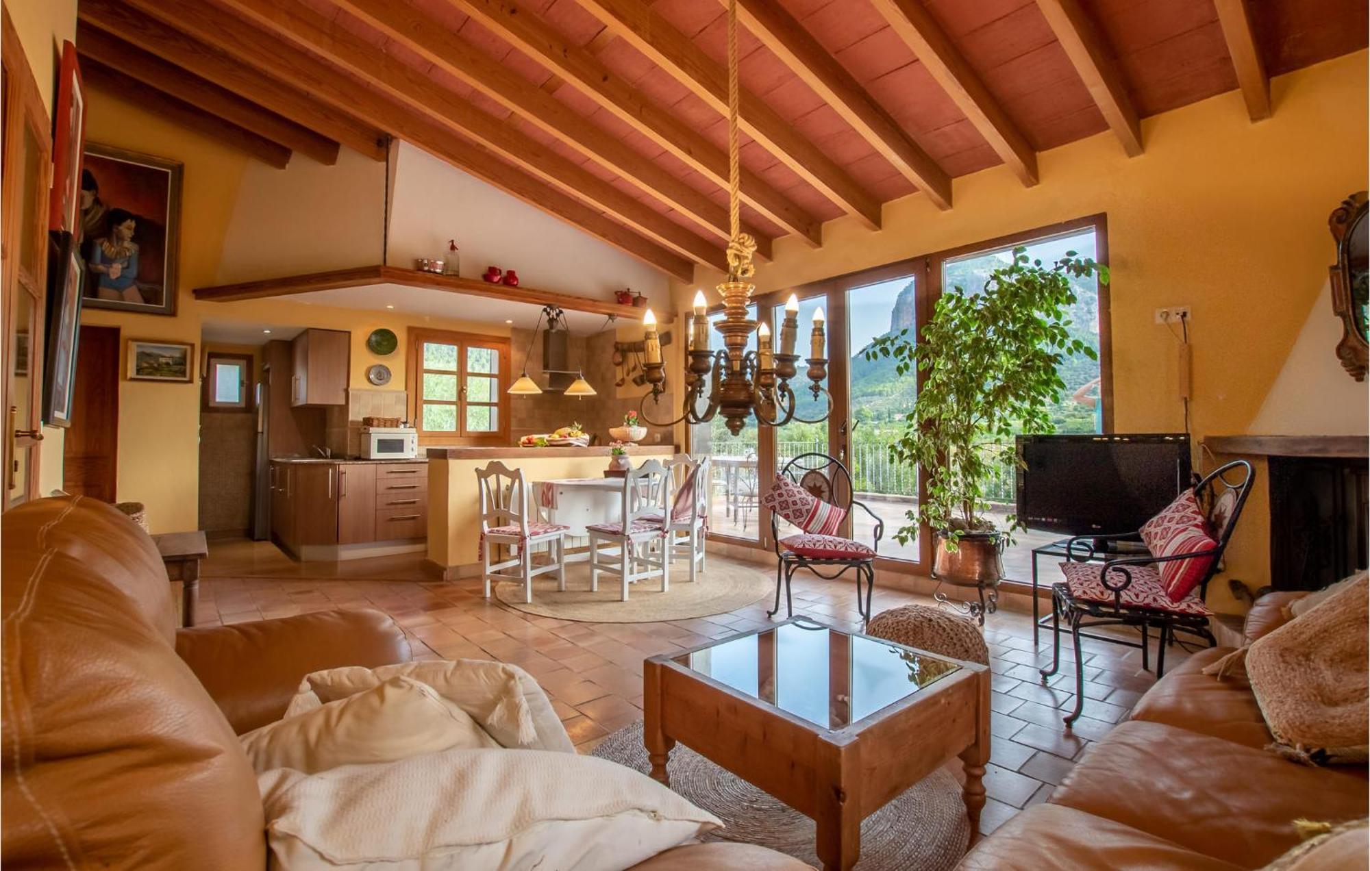 Cozy In * Alaró